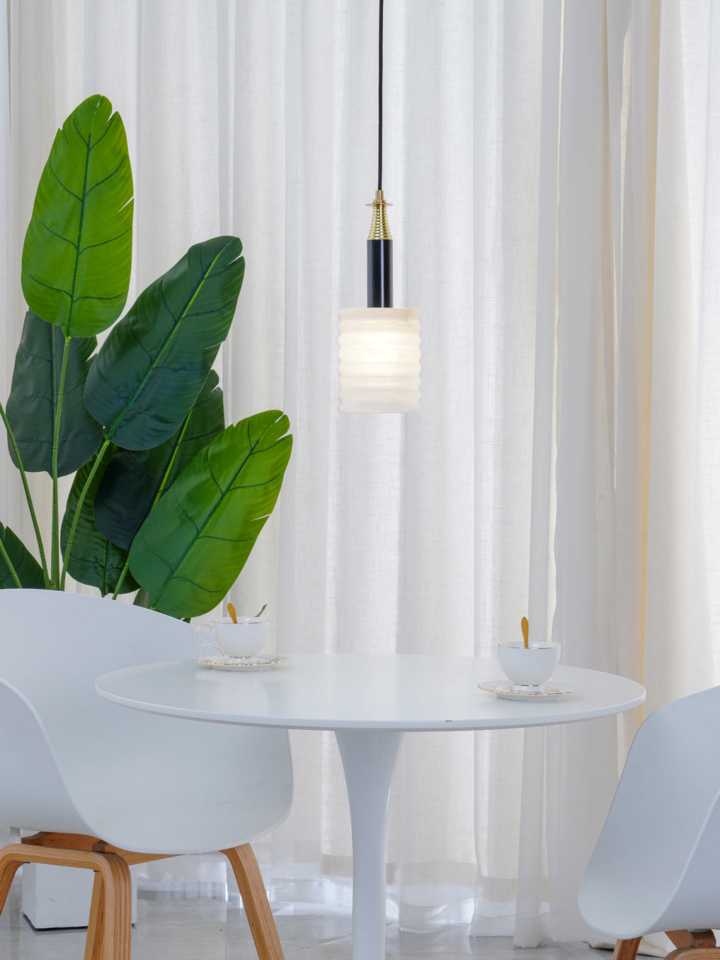 WINCHESTER IVORY GLOW HANGING LANTERN