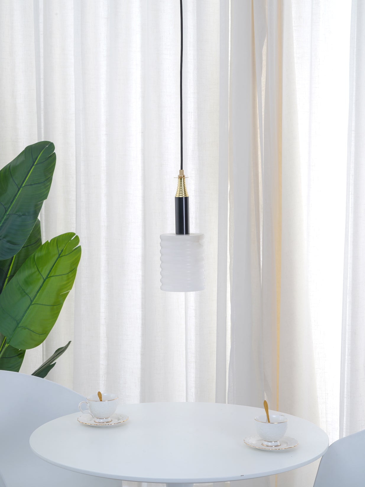 WINCHESTER IVORY GLOW HANGING LANTERN