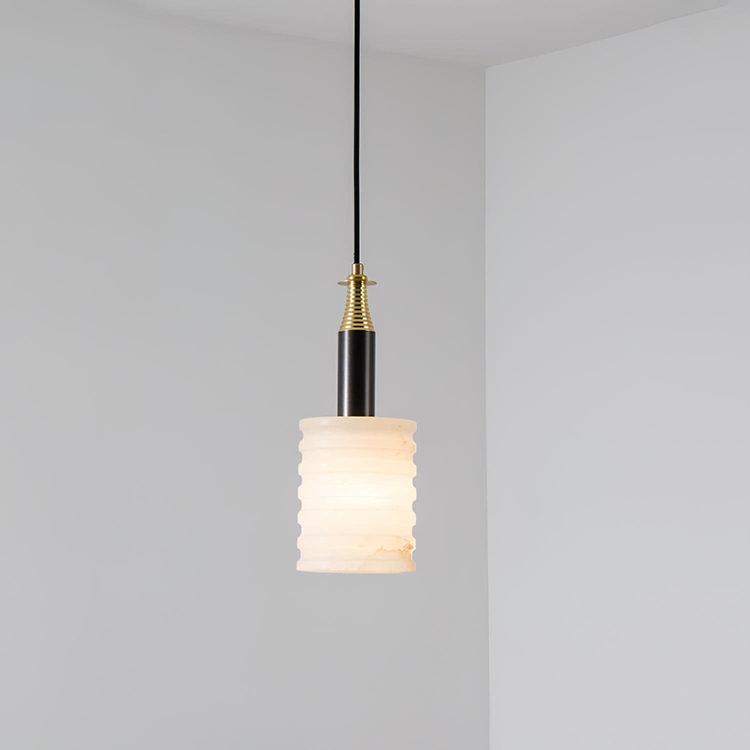 WINCHESTER IVORY GLOW HANGING LANTERN