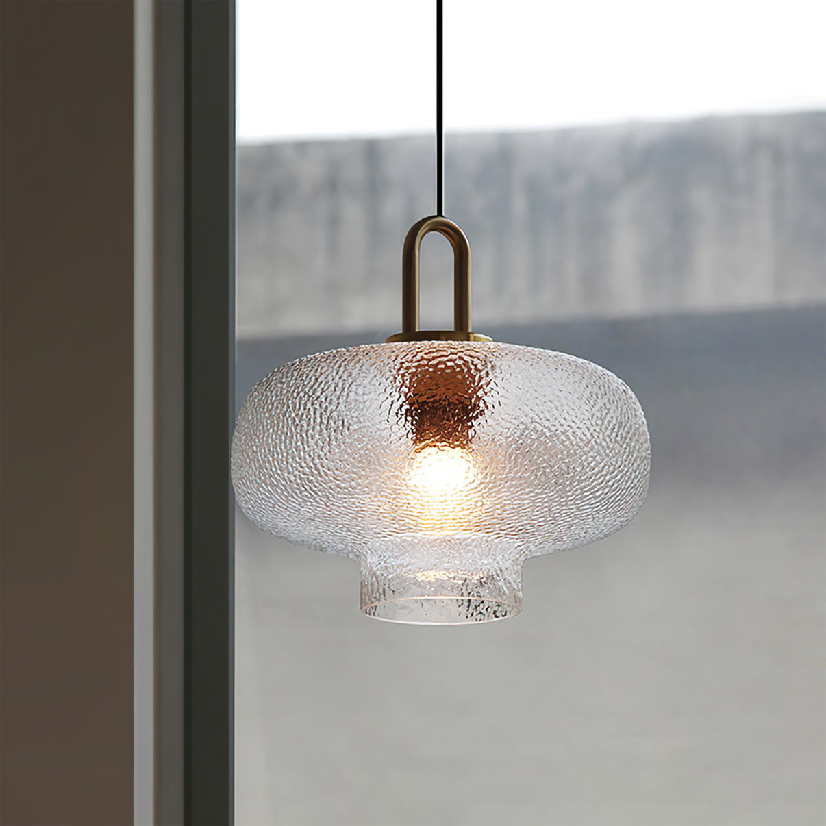 WINTHROP HANGING GLASS ILLUMINATOR