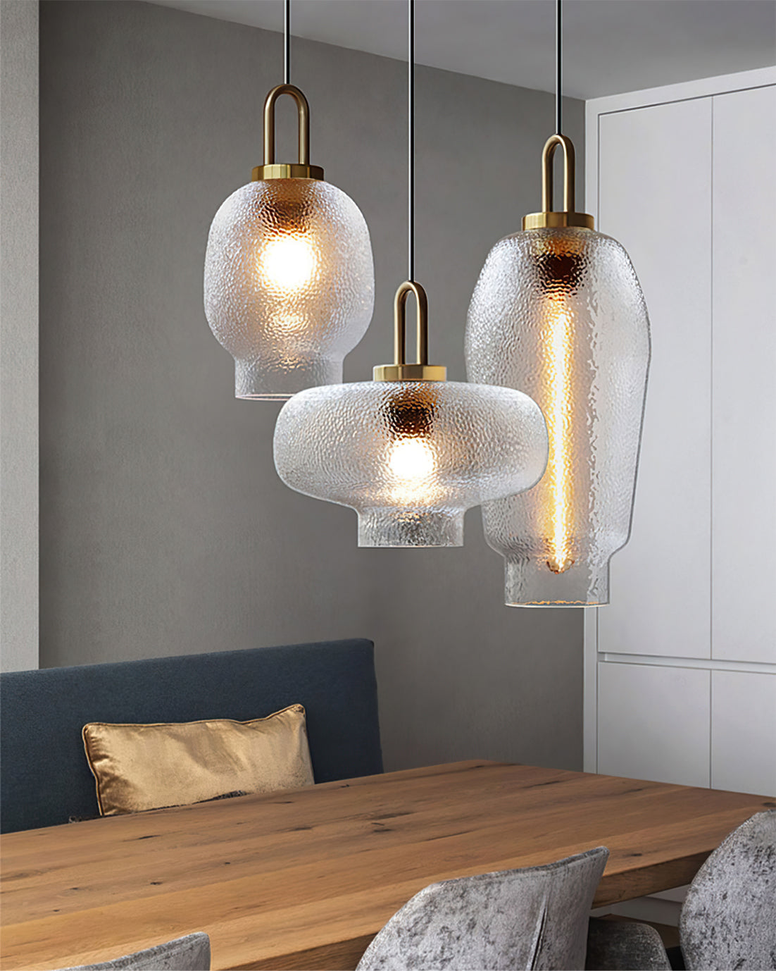 WINTHROP HANGING GLASS ILLUMINATOR