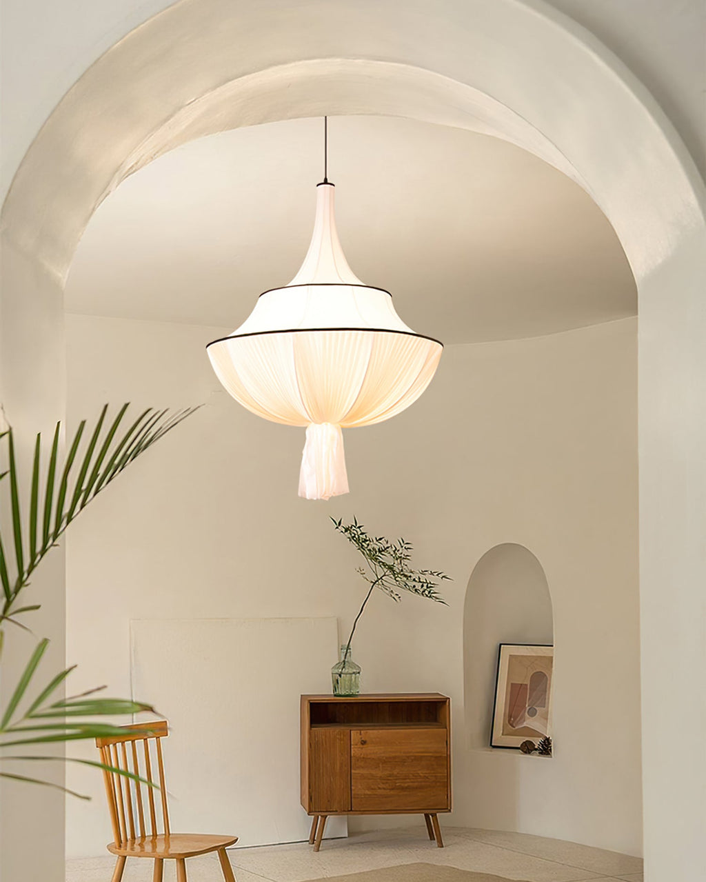 RAVENWOOD HANGING GLOBE LIGHT