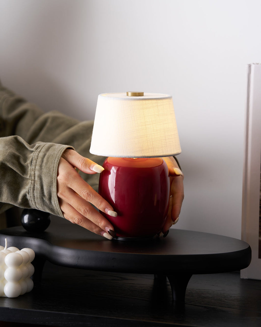 BRIDGEMAN IVORY HUE TABLE LANTERN