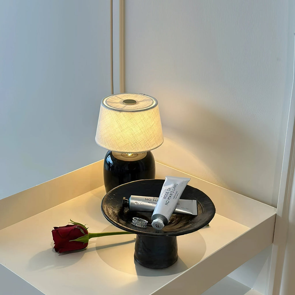 BRIDGEMAN IVORY HUE TABLE LANTERN