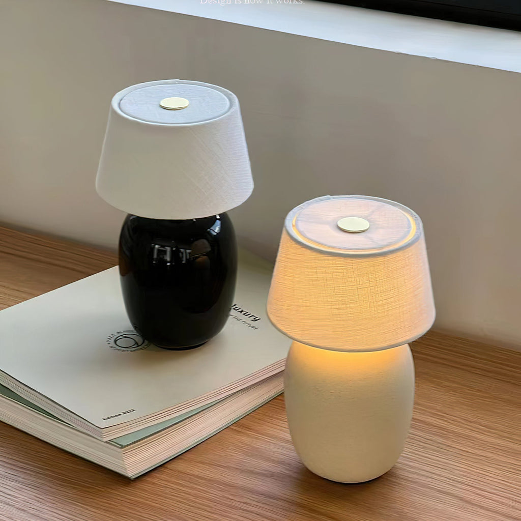 BRIDGEMAN IVORY HUE TABLE LANTERN