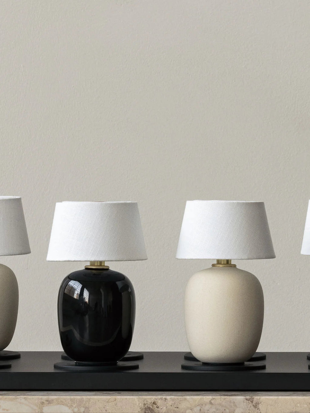BRIDGEMAN IVORY HUE TABLE LANTERN