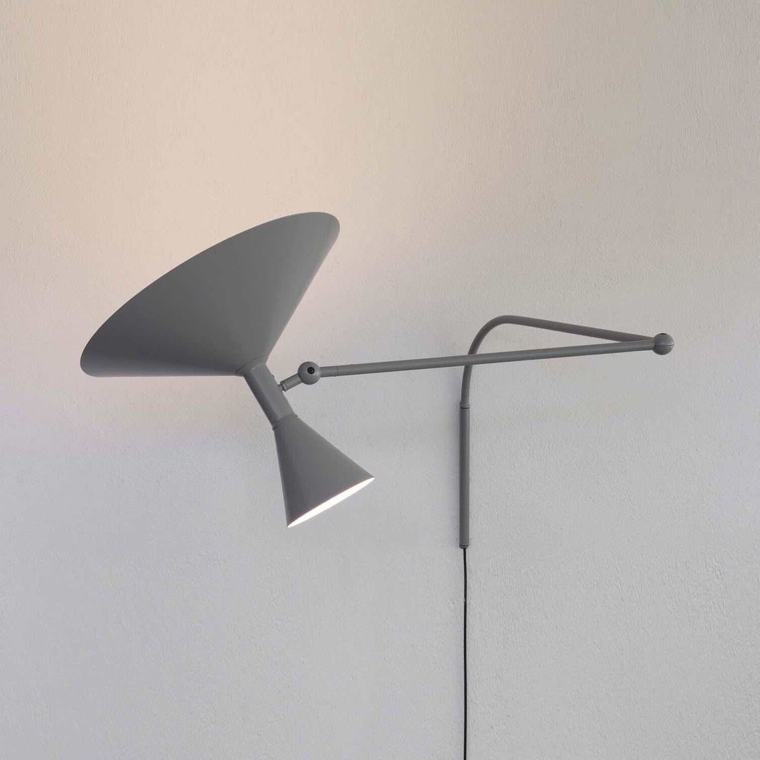 RAVENSCROFT AMBER GLOW WALL SCONCE
