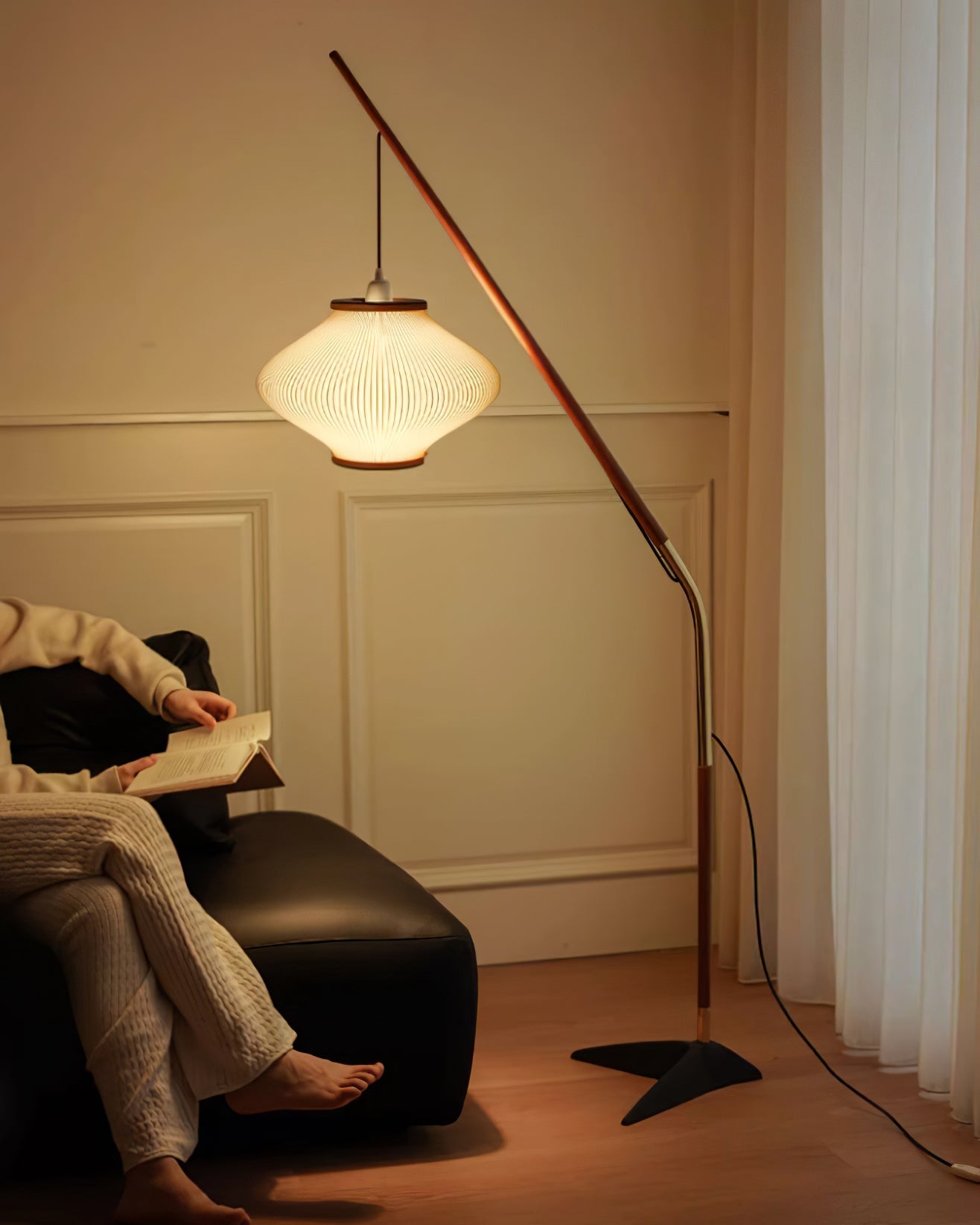 RAVENHALL MID-CENTURY MODERN FLOOR LANTERN