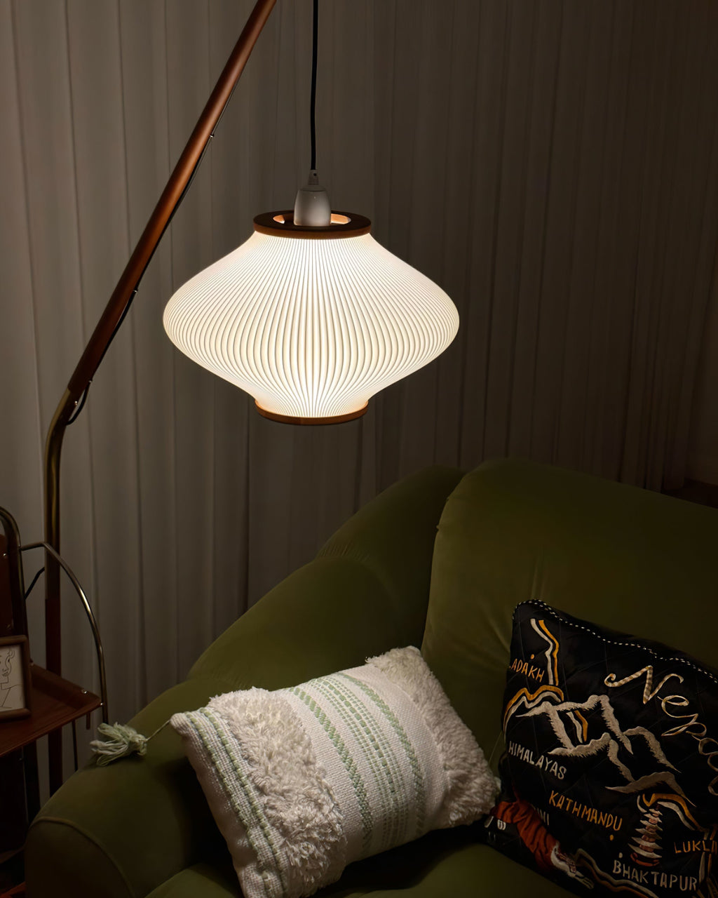 RAVENHALL MID-CENTURY MODERN FLOOR LANTERN