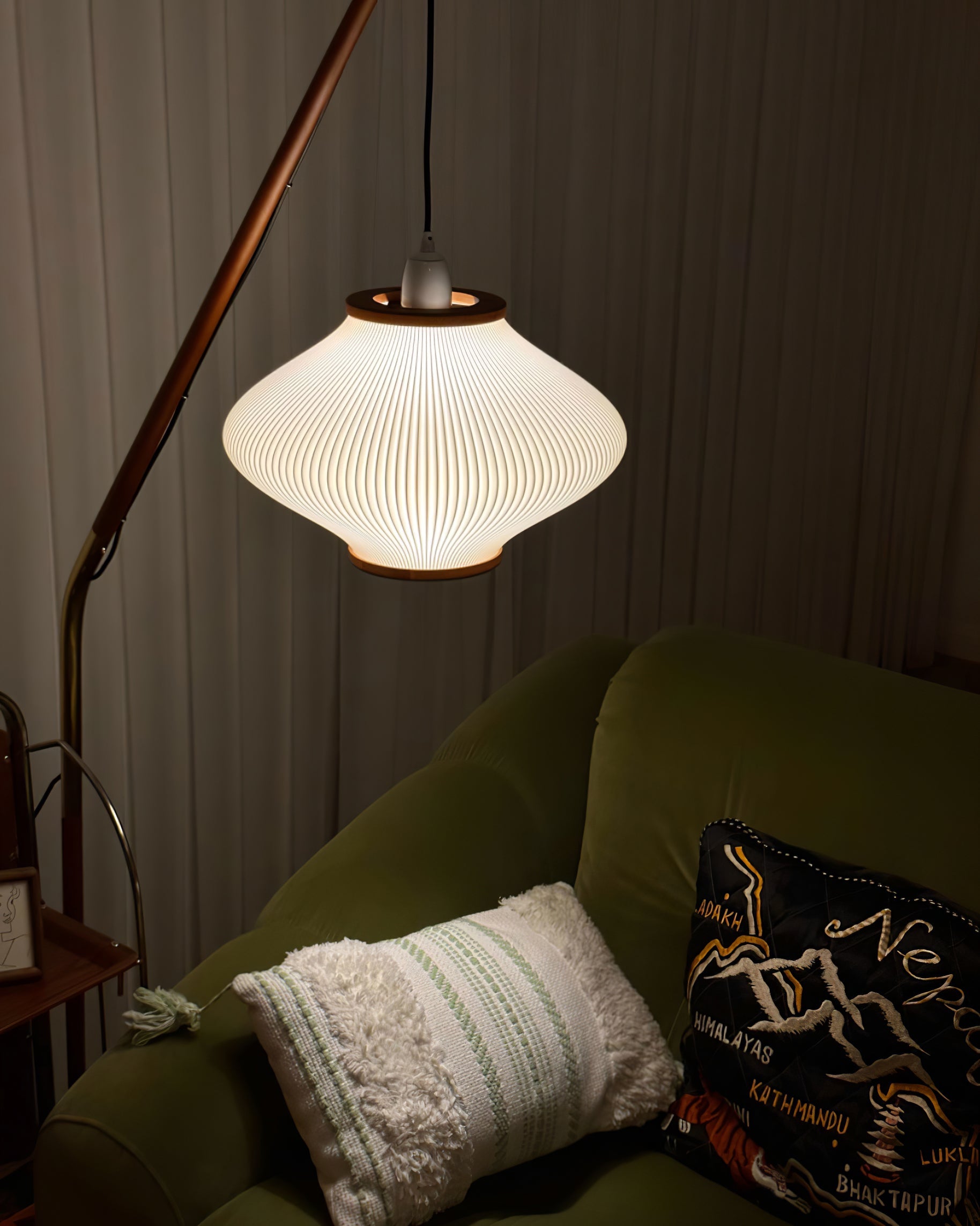 RAVENHALL MID-CENTURY MODERN FLOOR LANTERN