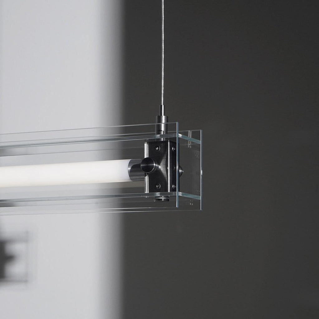 RAVENSHOE GLOBE HANGING LIGHT