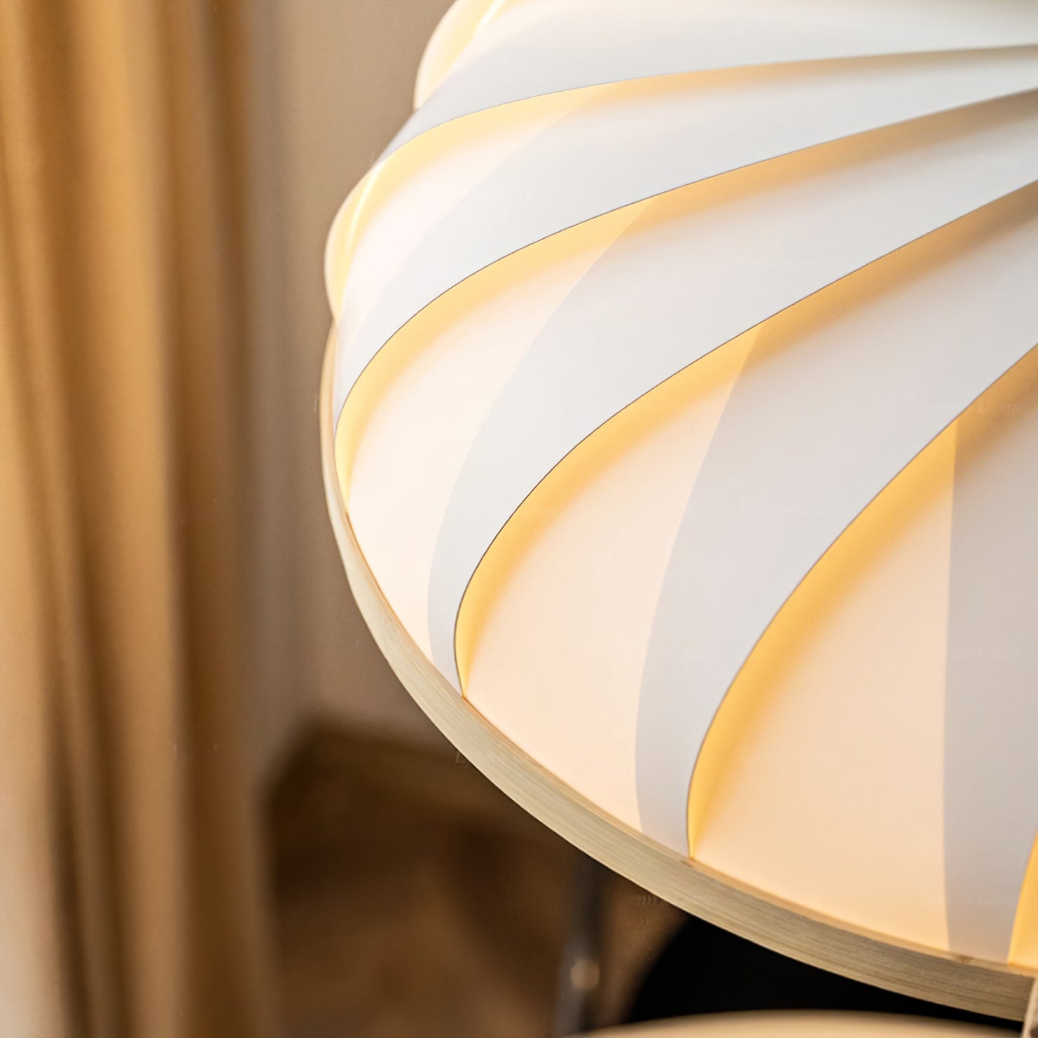 RAVENHALL DOME-STYLE HANGING LAMP