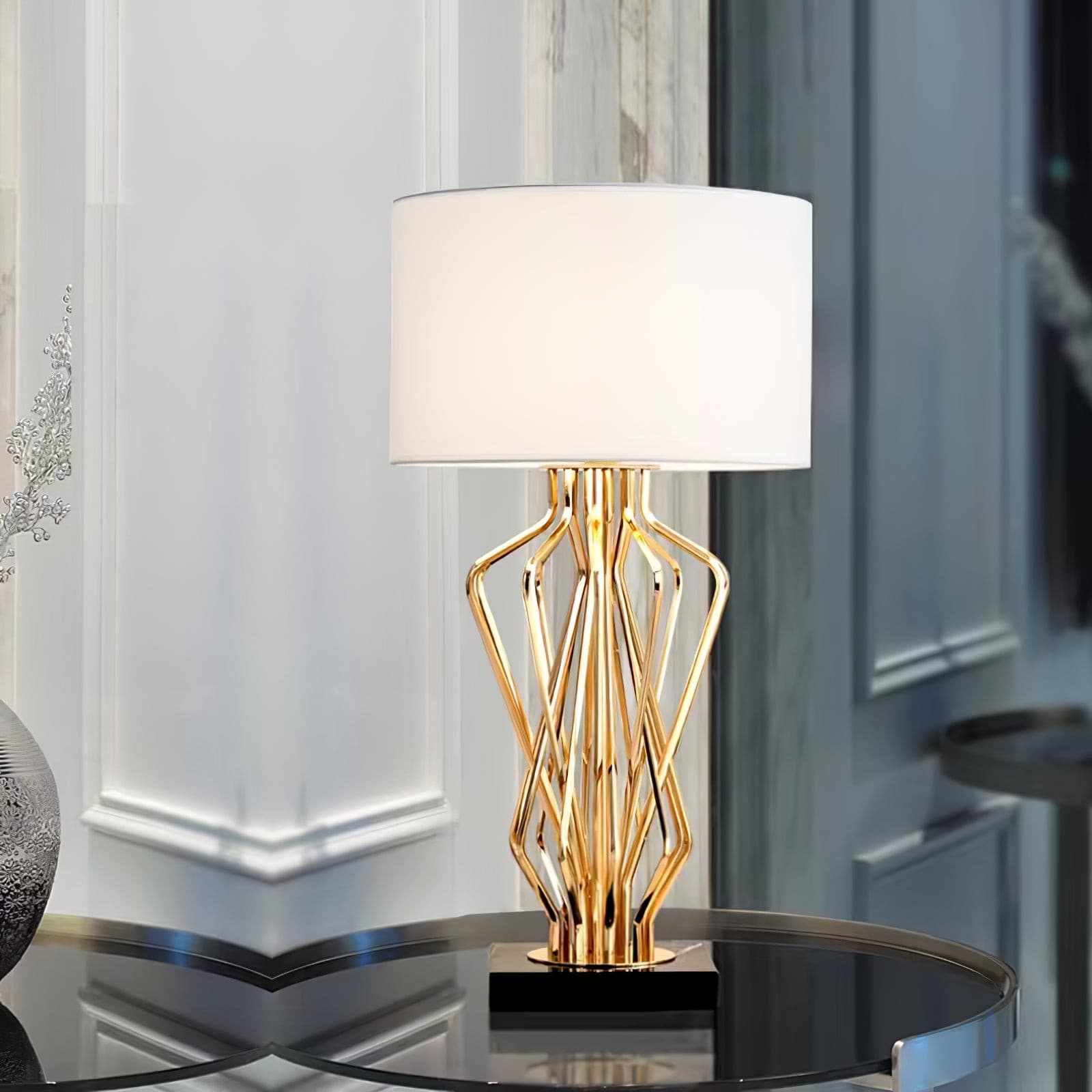 Vespera Luminaire Sphere Table Light