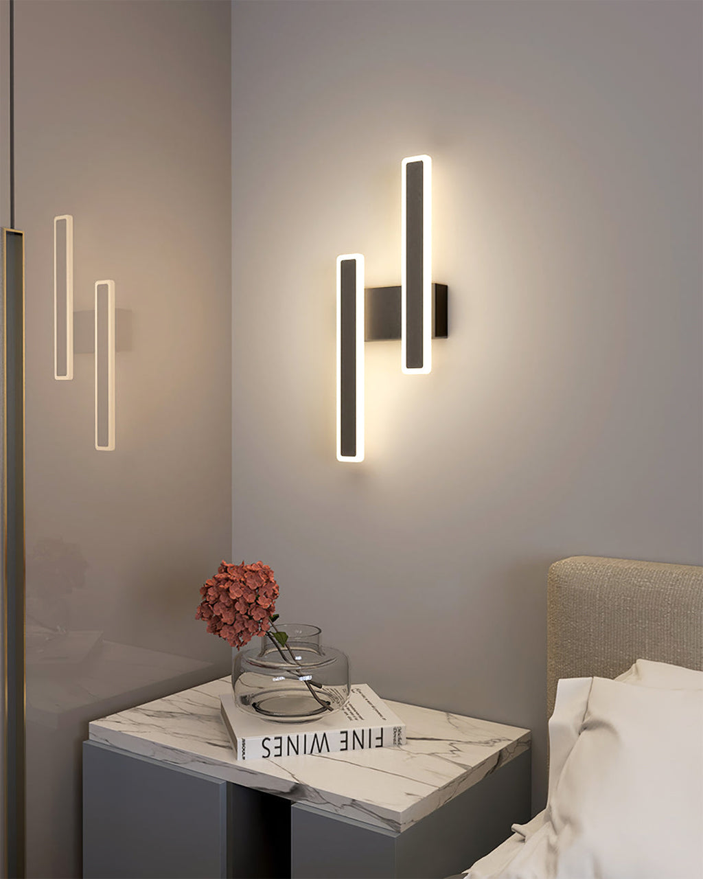 FENWICK GLOWING HORIZON WALL SCONCE