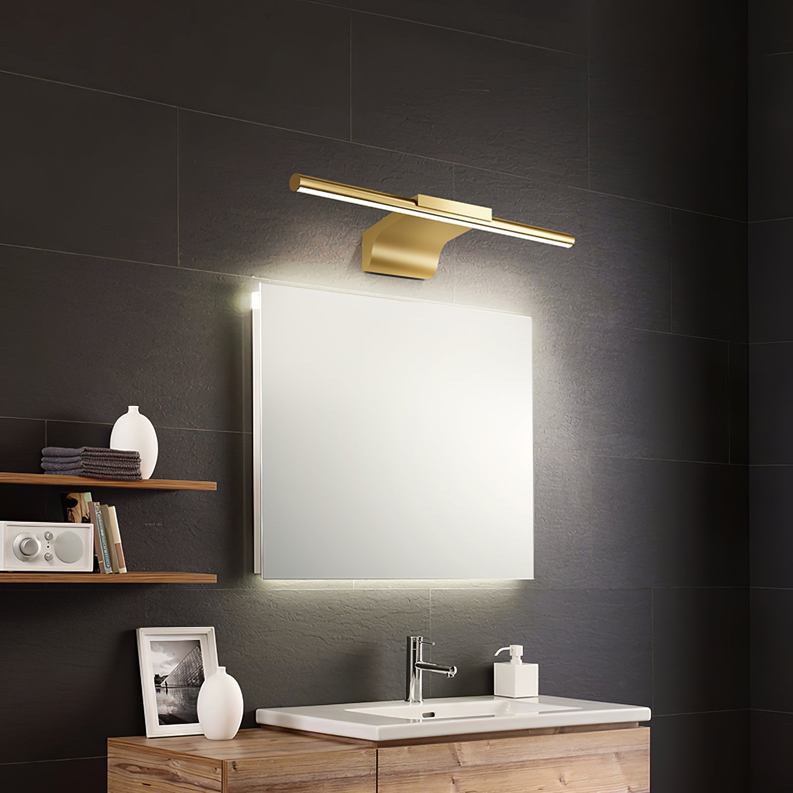 WINTHORPE METALLIC CURVED WALL SCONCE