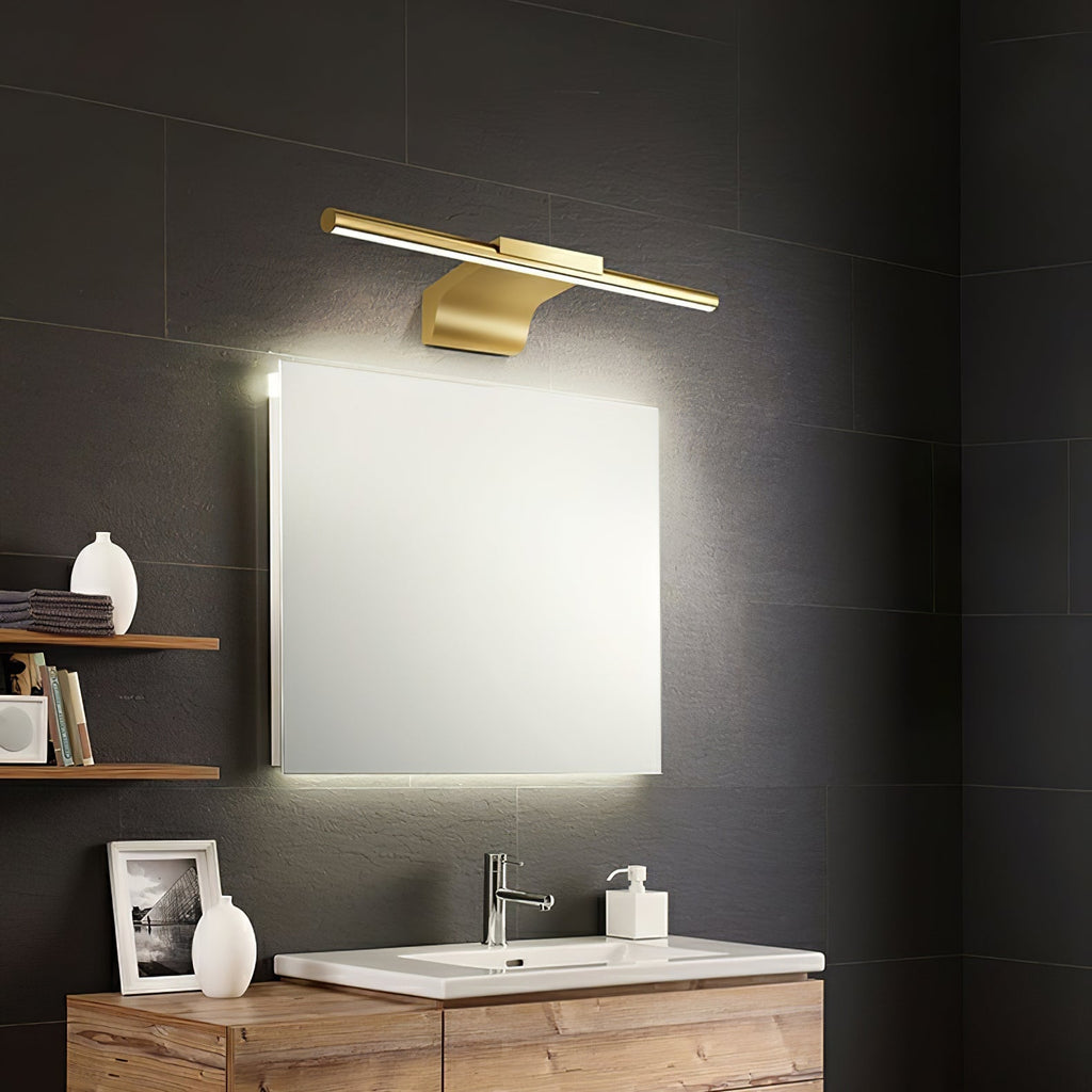 WINTHORPE METALLIC CURVED WALL SCONCE