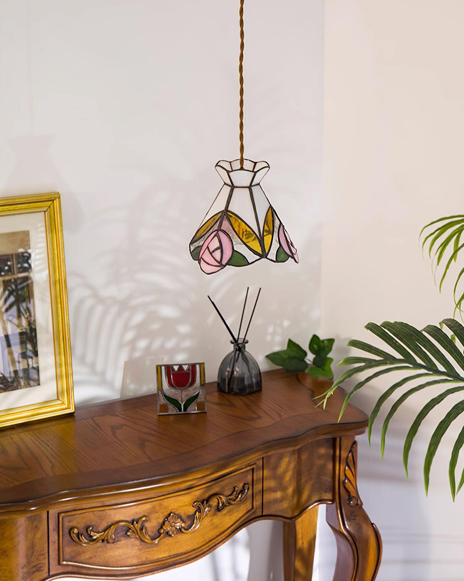 CHARLOTTESVILLE BLOOMING GLASS PENDANT LIGHT
