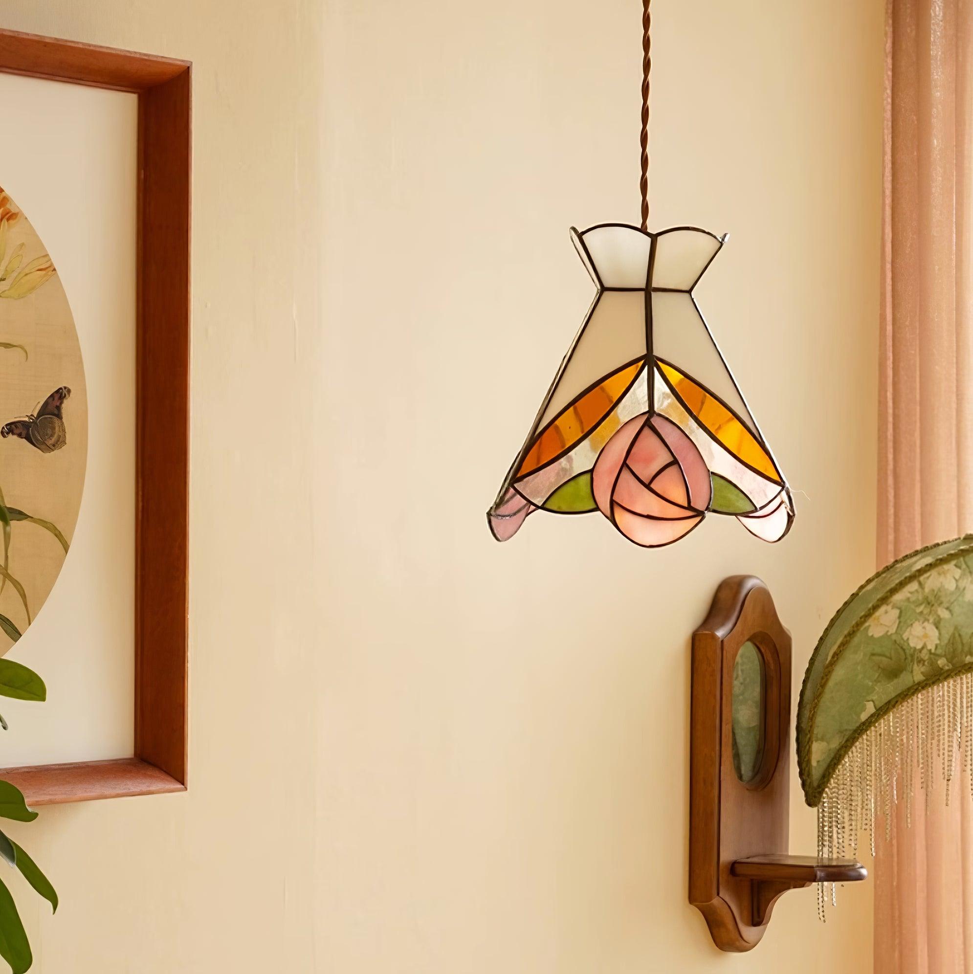 CHARLOTTESVILLE BLOOMING GLASS PENDANT LIGHT