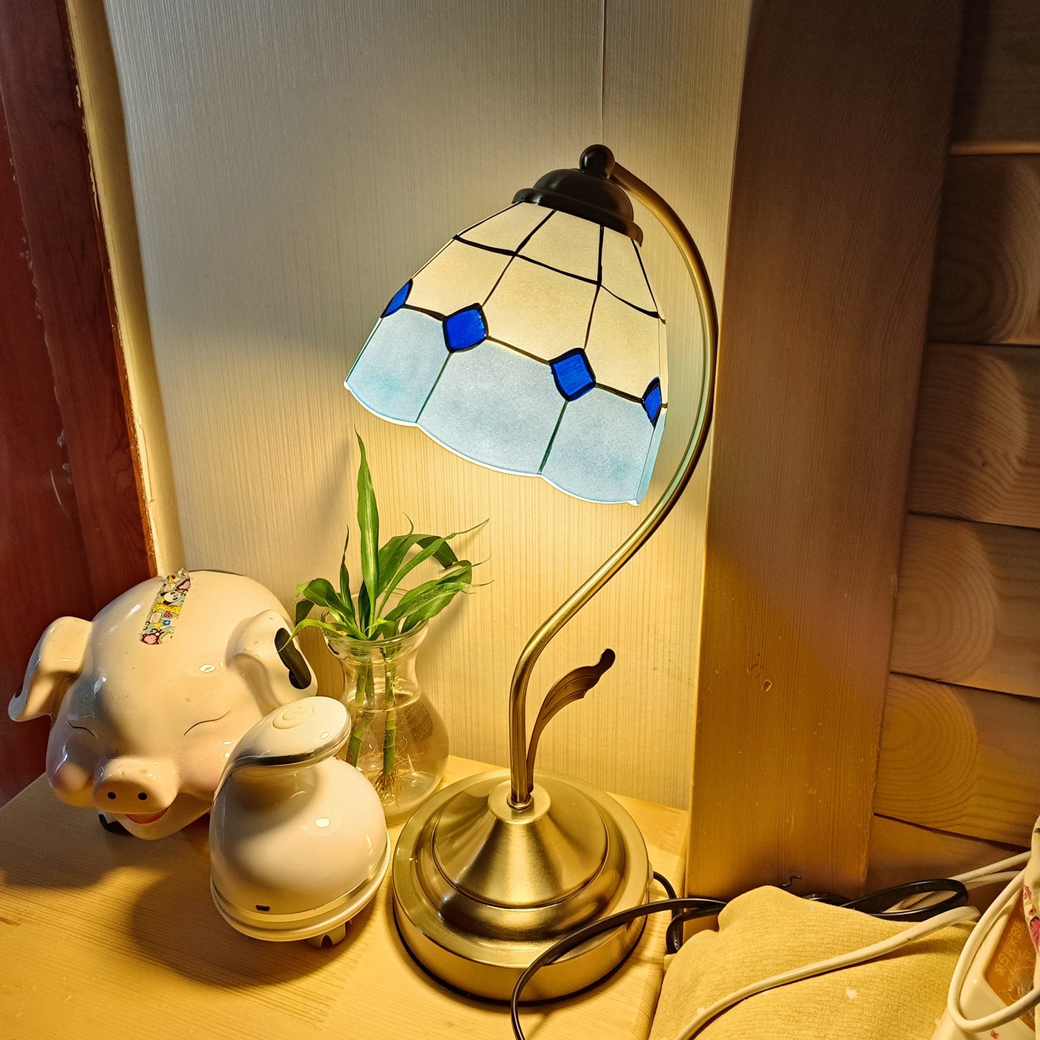 WINDSOR GLOW IRIDESCENT LAMP