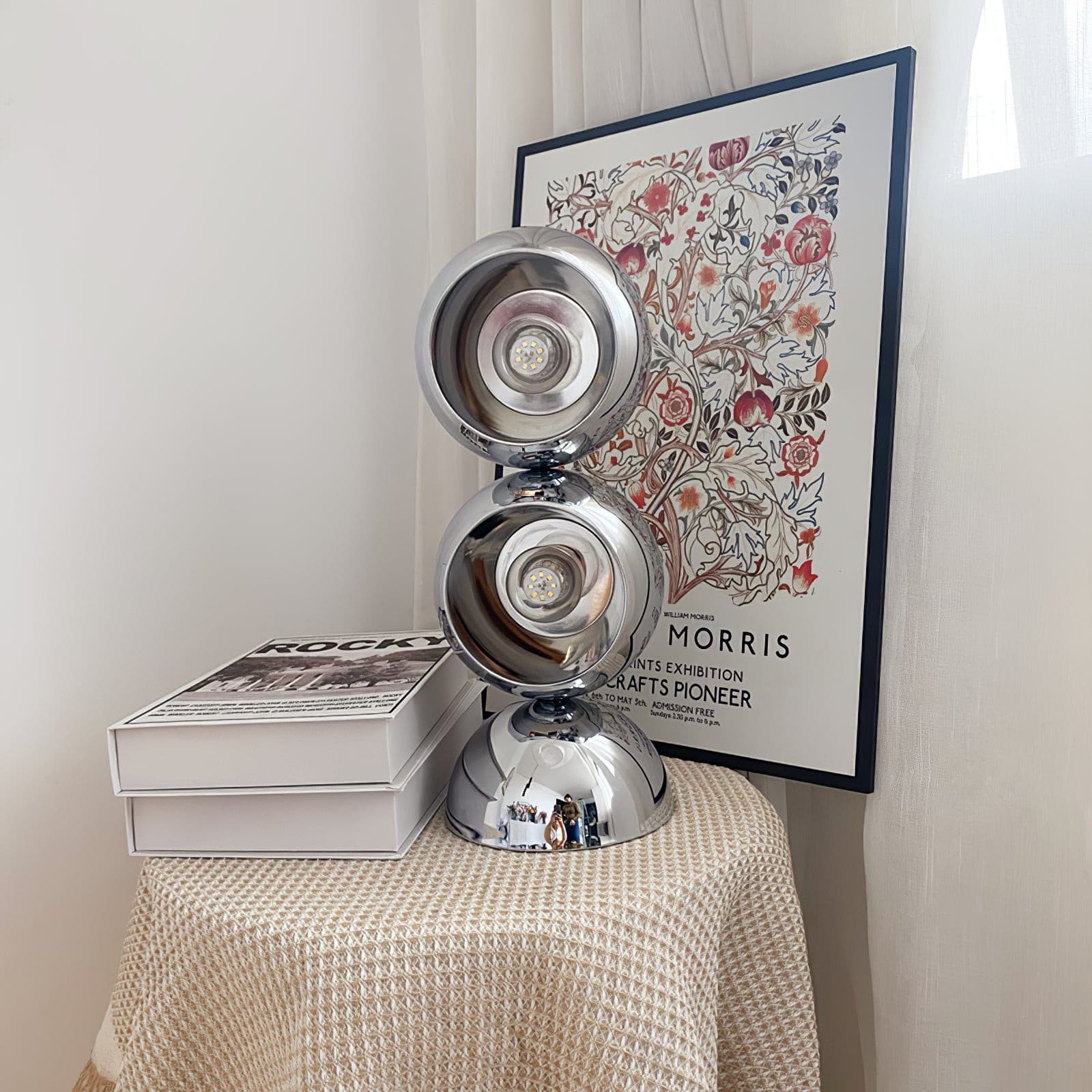 CHARLESTON WHIMSICAL ILLUMINATION LAMP