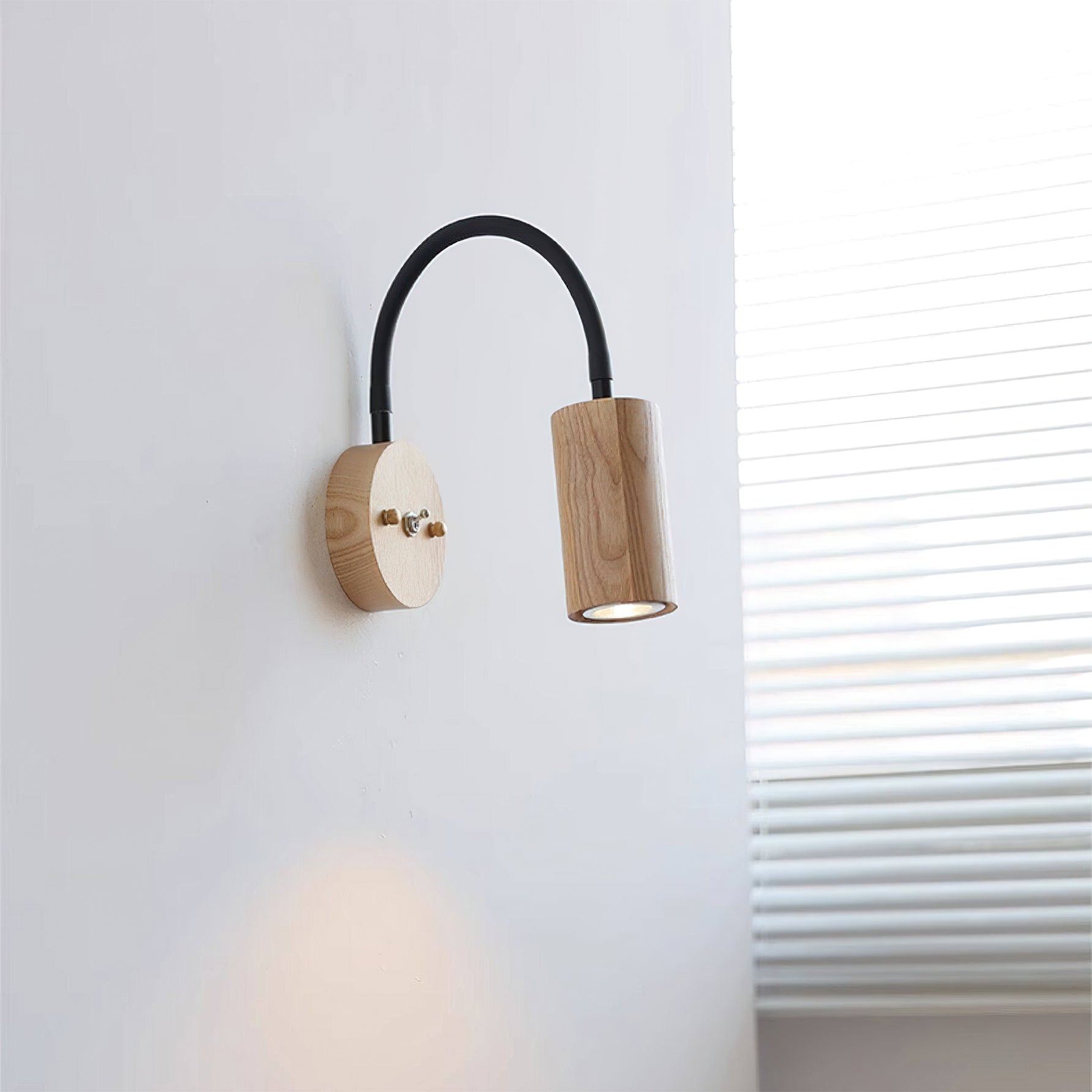 WINTHORPE MINIATURE ILLUMINATION SCONCE