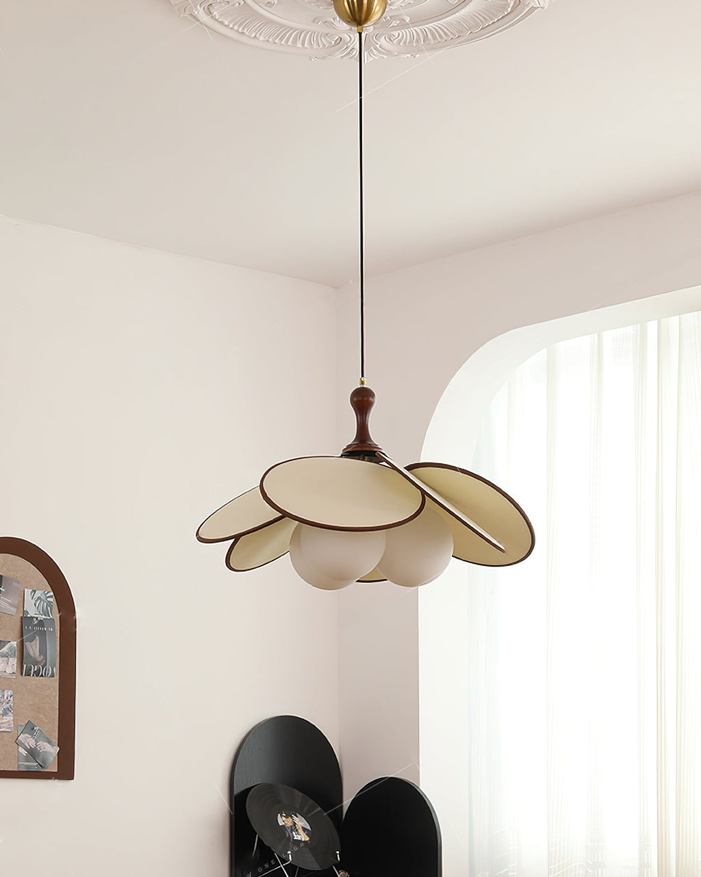 BEAUMONT CRYSTAL DROPLET PENDANT