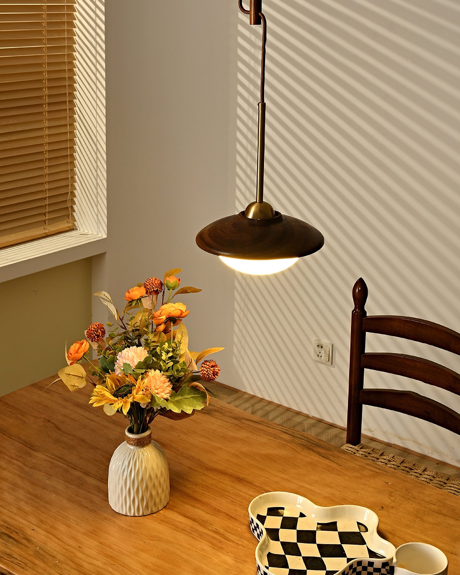 RAVENHURST CRYSTAL DROPLET HANGING LIGHT