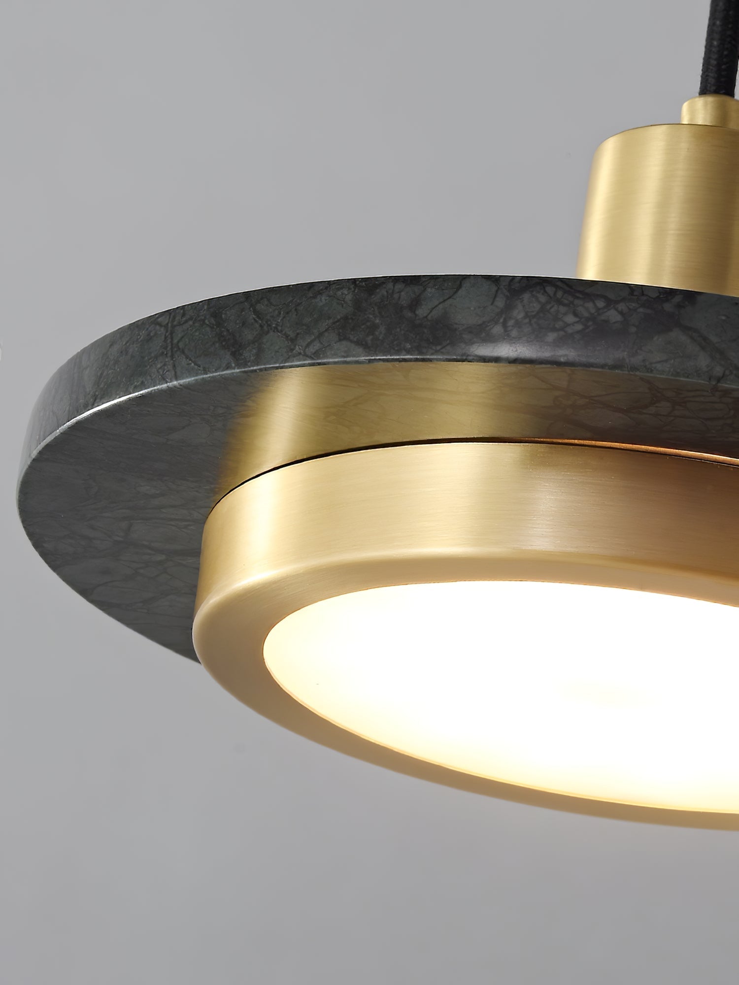 THISTLEDOWN GLASS PENDANT LIGHT