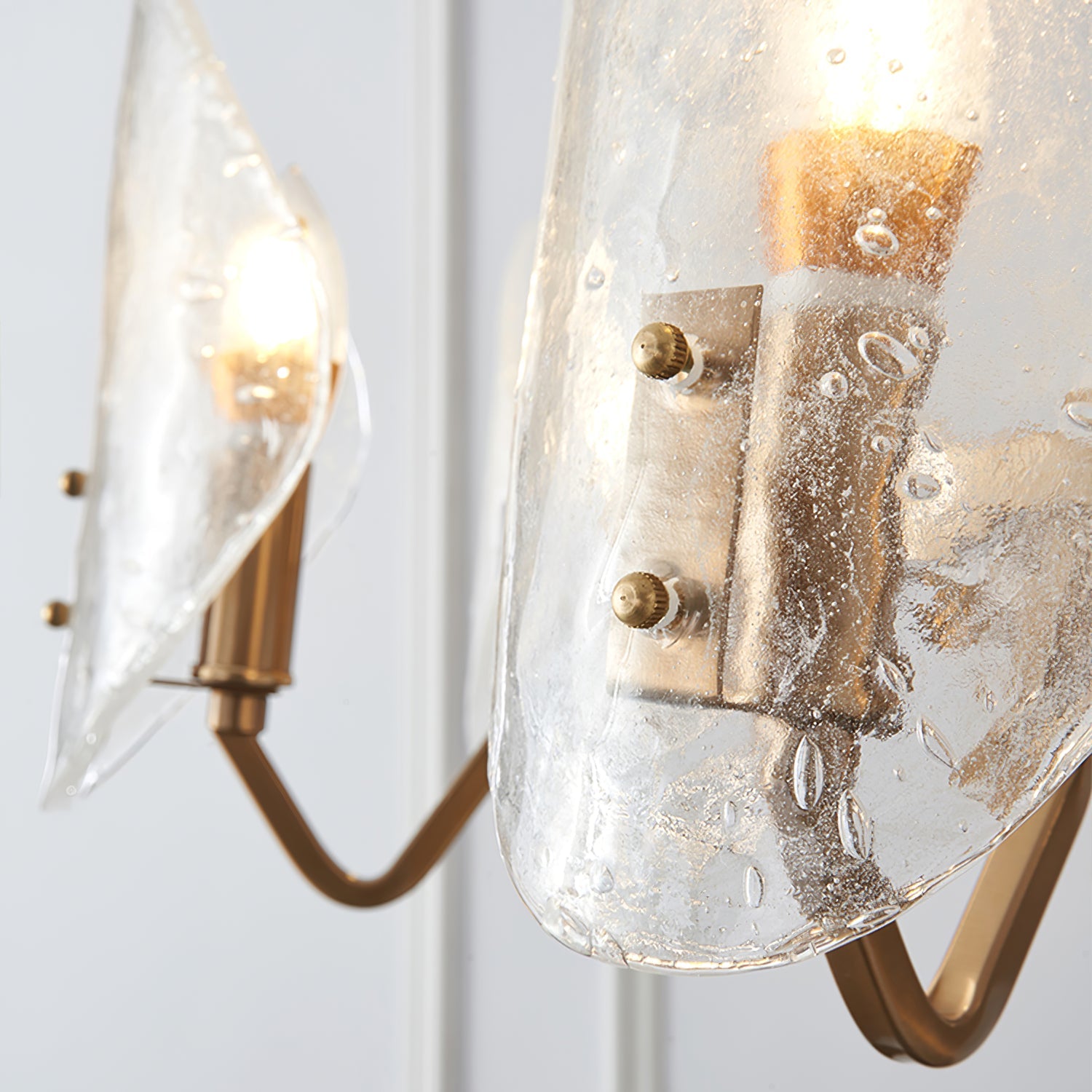 WINTHORPE CRYSTAL DROPLET CHANDELIER