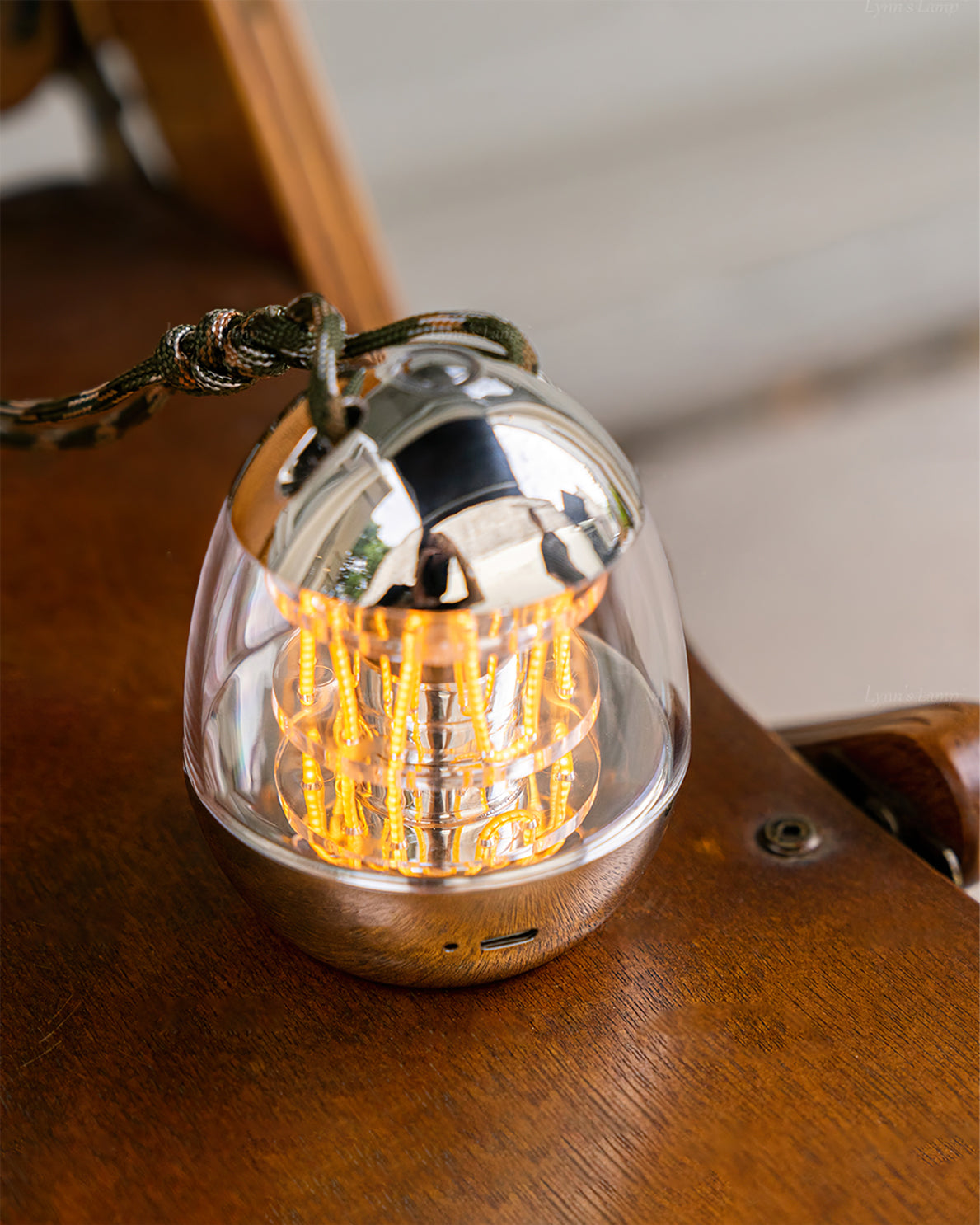 WINTHORPE PETITE GLOBE ILLUMINATOR