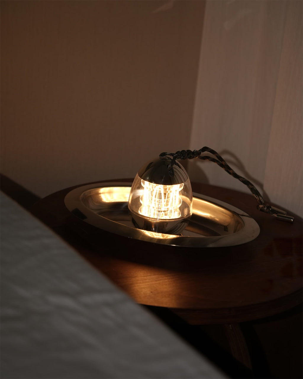 WINTHORPE PETITE GLOBE ILLUMINATOR