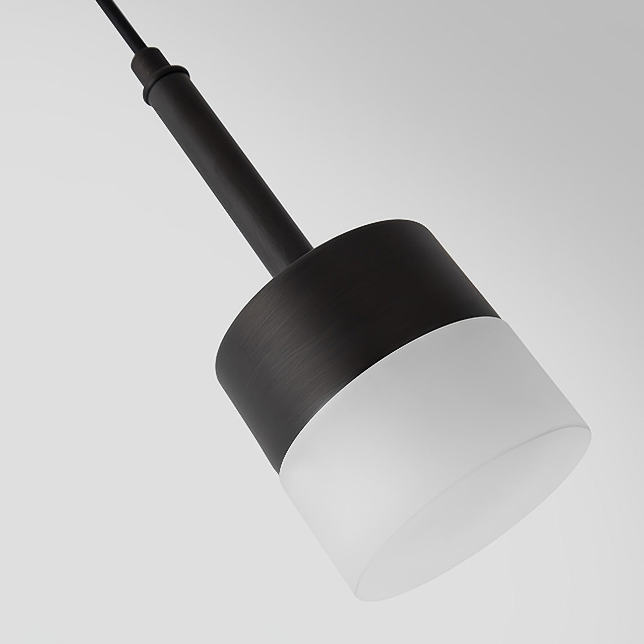 WINDSOR CRYSTAL DROPLET PENDANT LIGHT