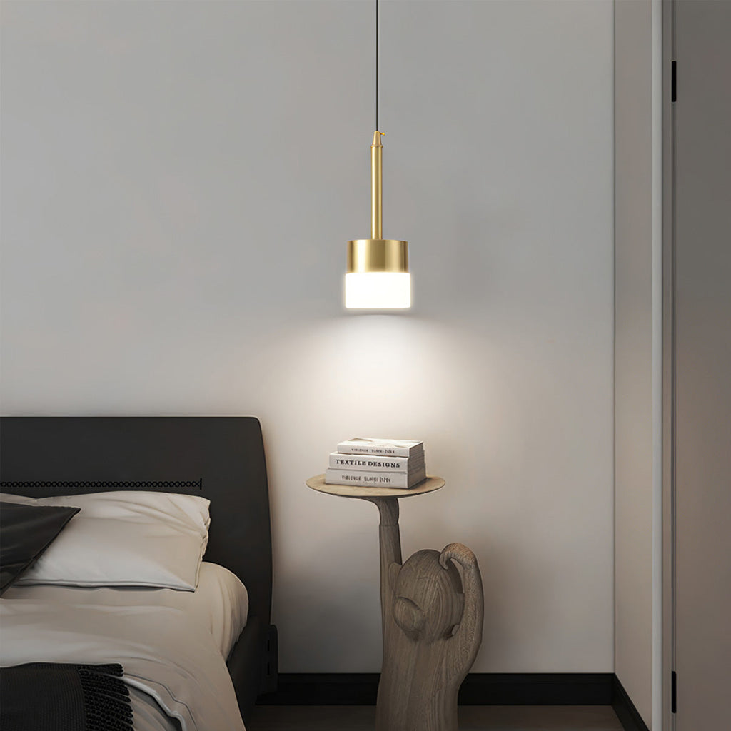 WINDSOR CRYSTAL DROPLET PENDANT LIGHT