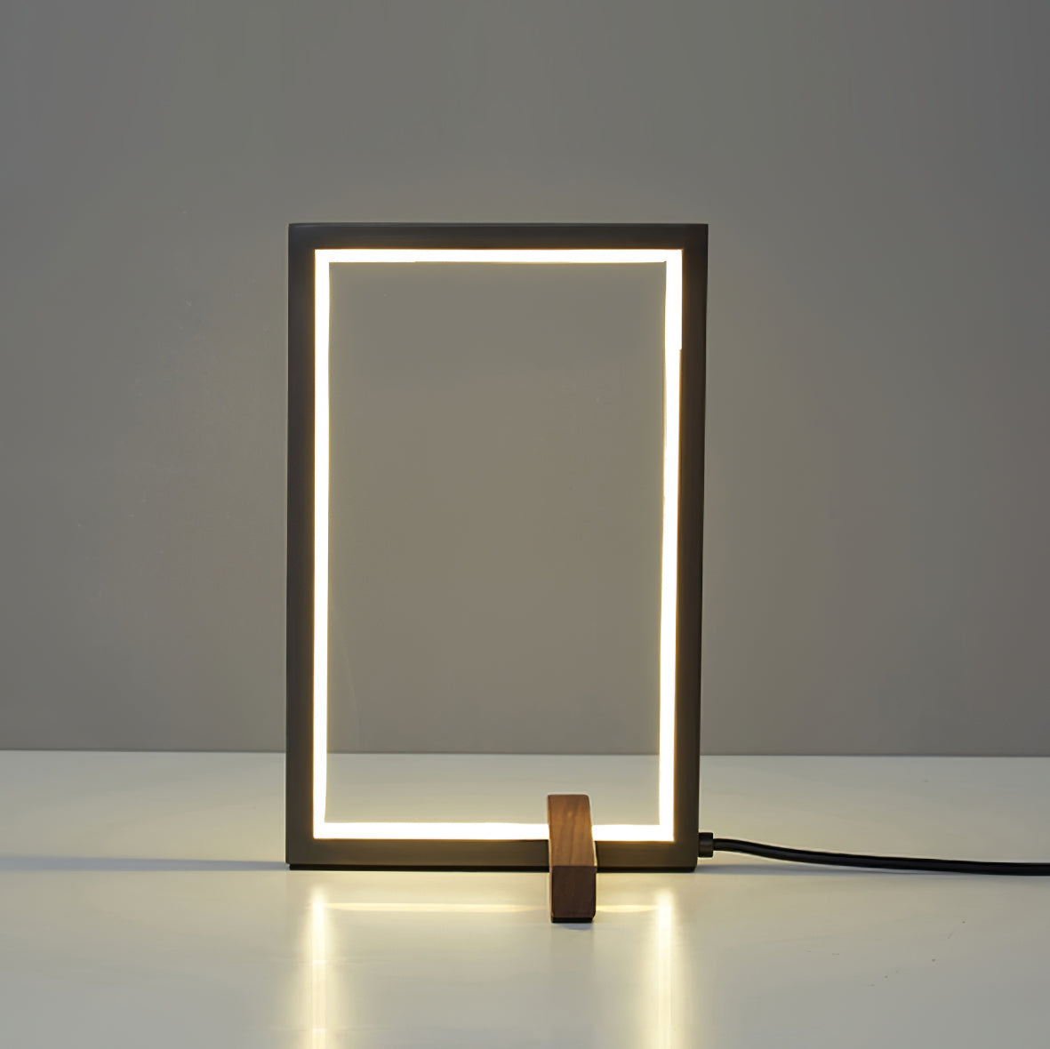 FENWICK OAK ILLUMINATOR