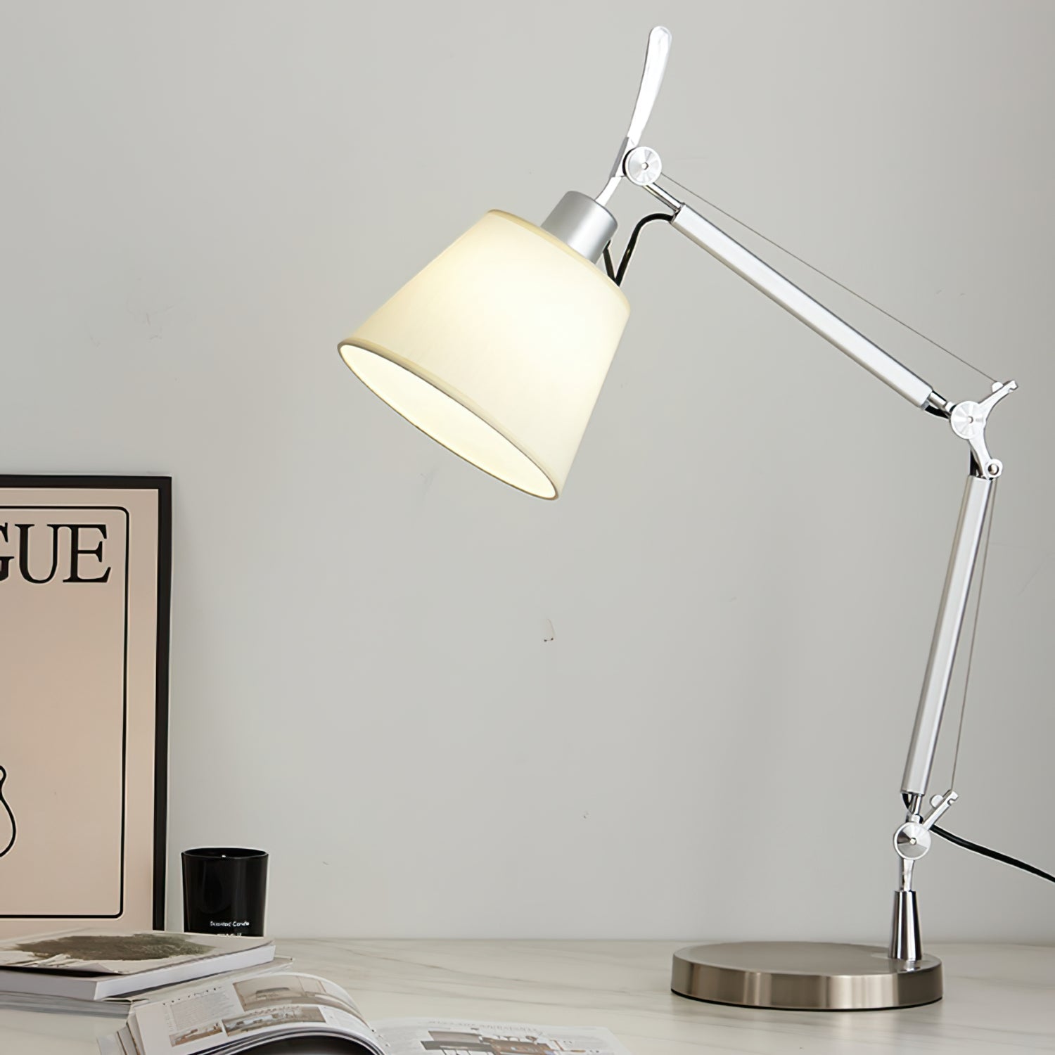 WHITMORE VINTAGE INSPIRATION TABLE LAMP