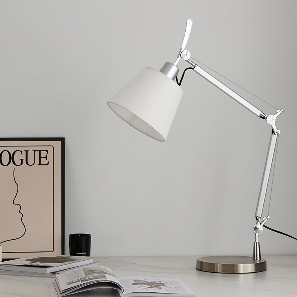 WHITMORE VINTAGE INSPIRATION TABLE LAMP
