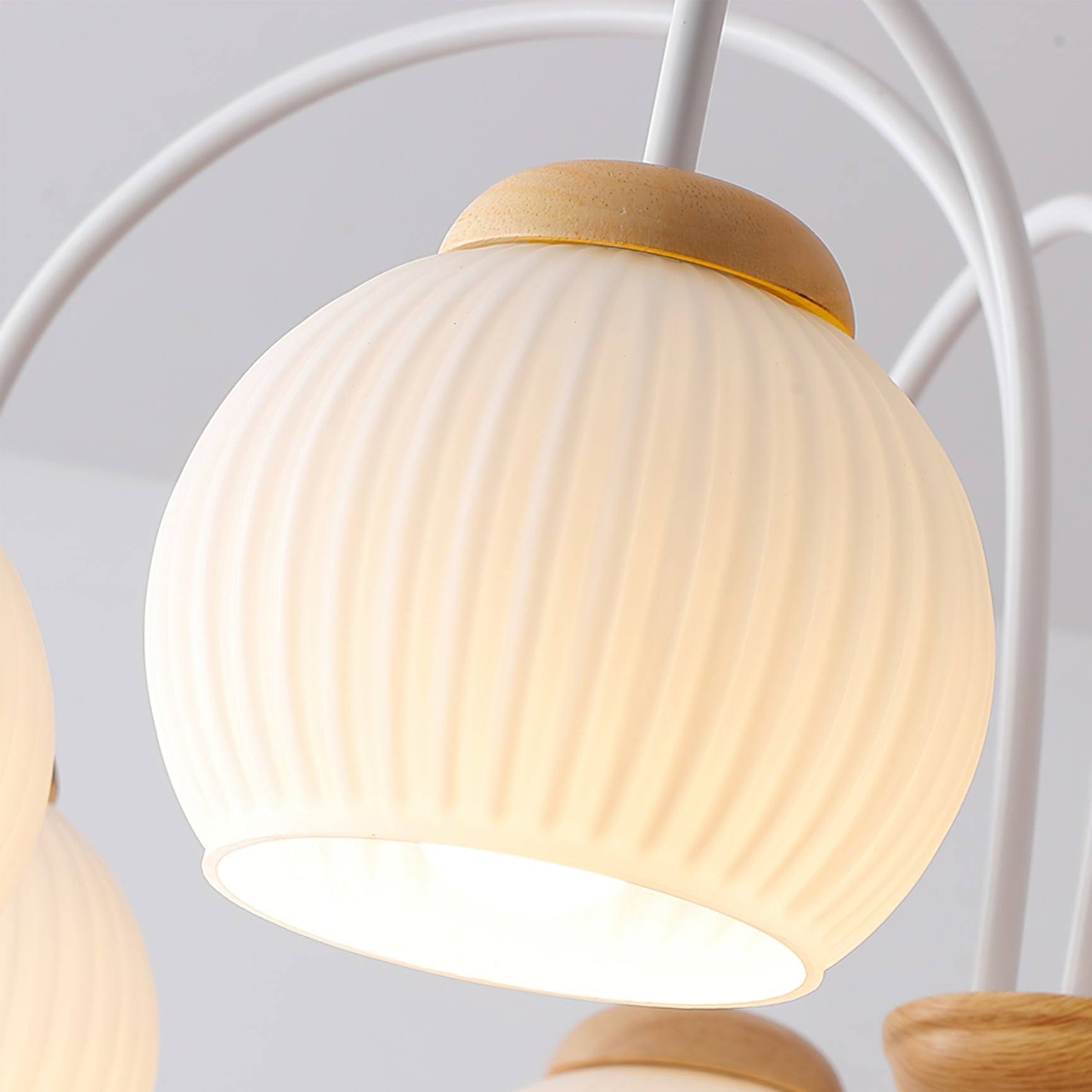 WINTHORPE RUSTIC WOODEN CANOPY CHANDELIER