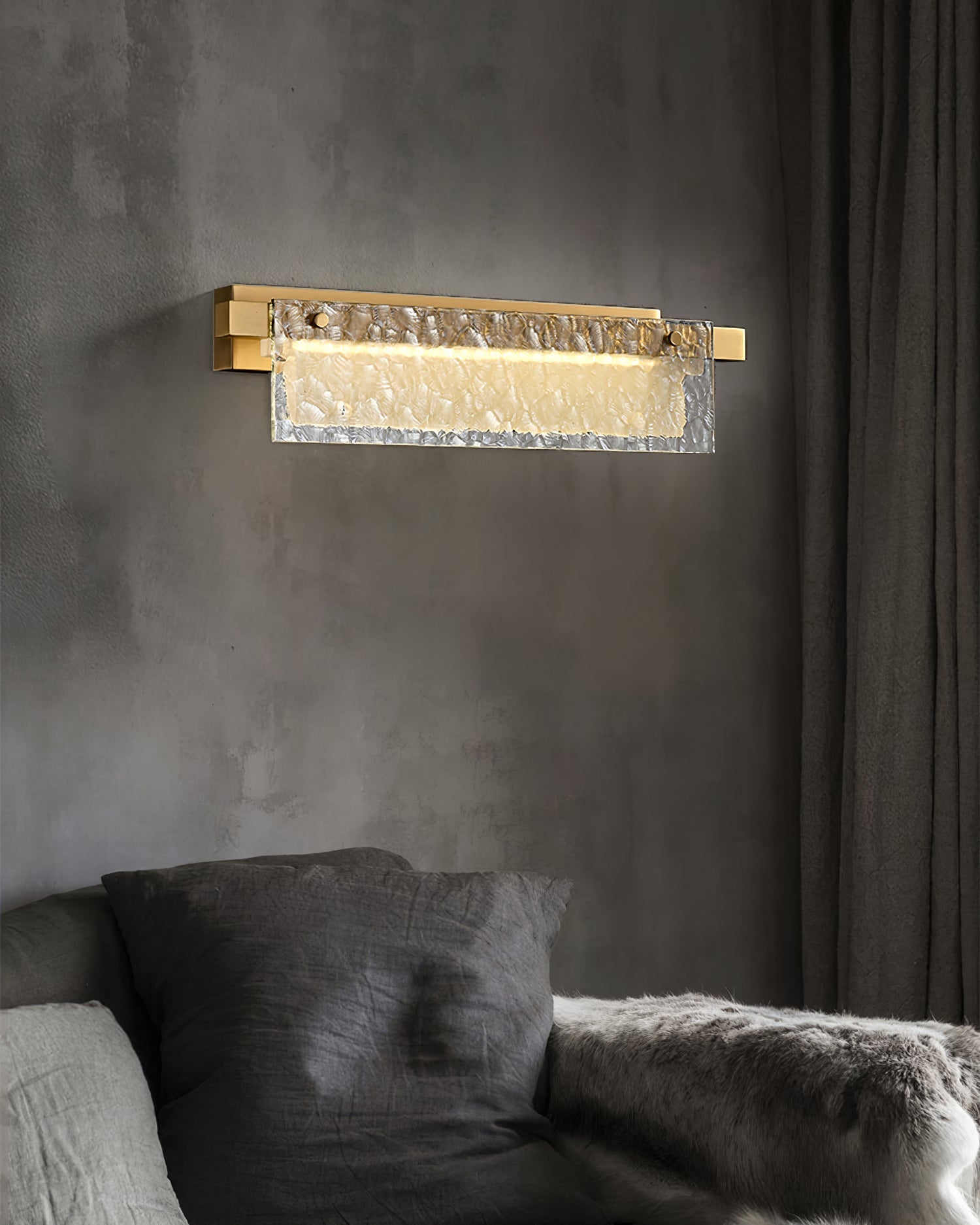 Ravenscroft Vintage Lantern Wall Sconce