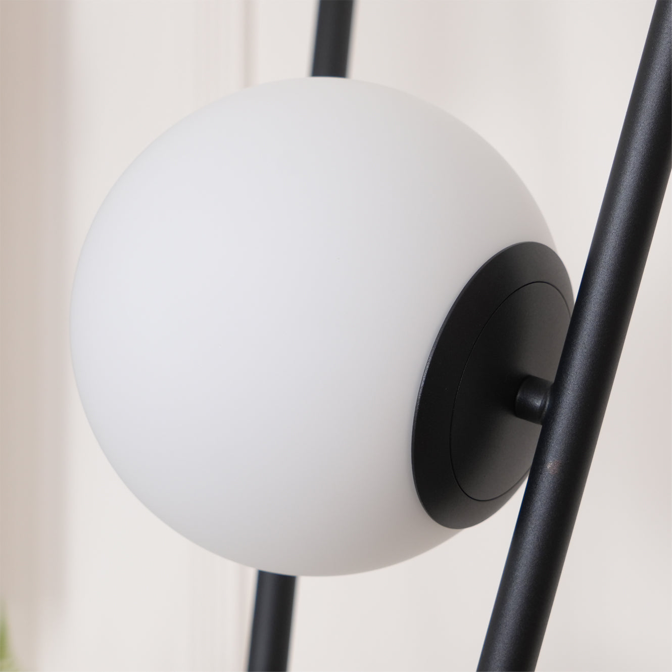 ALDERSON LUNAR GLOW FLOOR LIGHT