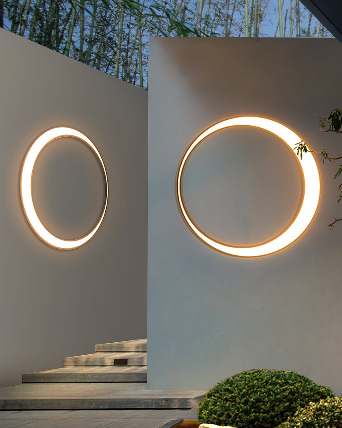 ASTRONAUT'S GLOW OUTDOOR LANTERN