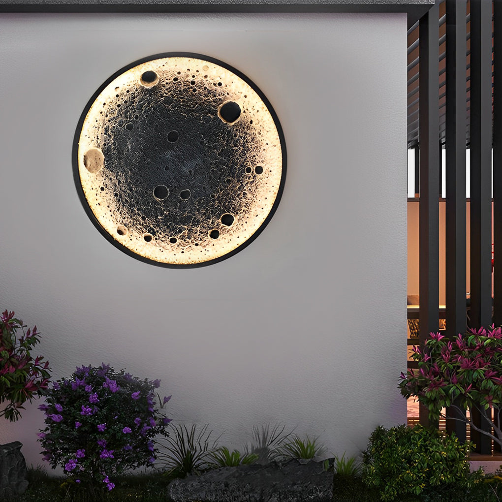 CHESHIRE MOONLIT CIRCLE OUTDOOR WALL LANTERN