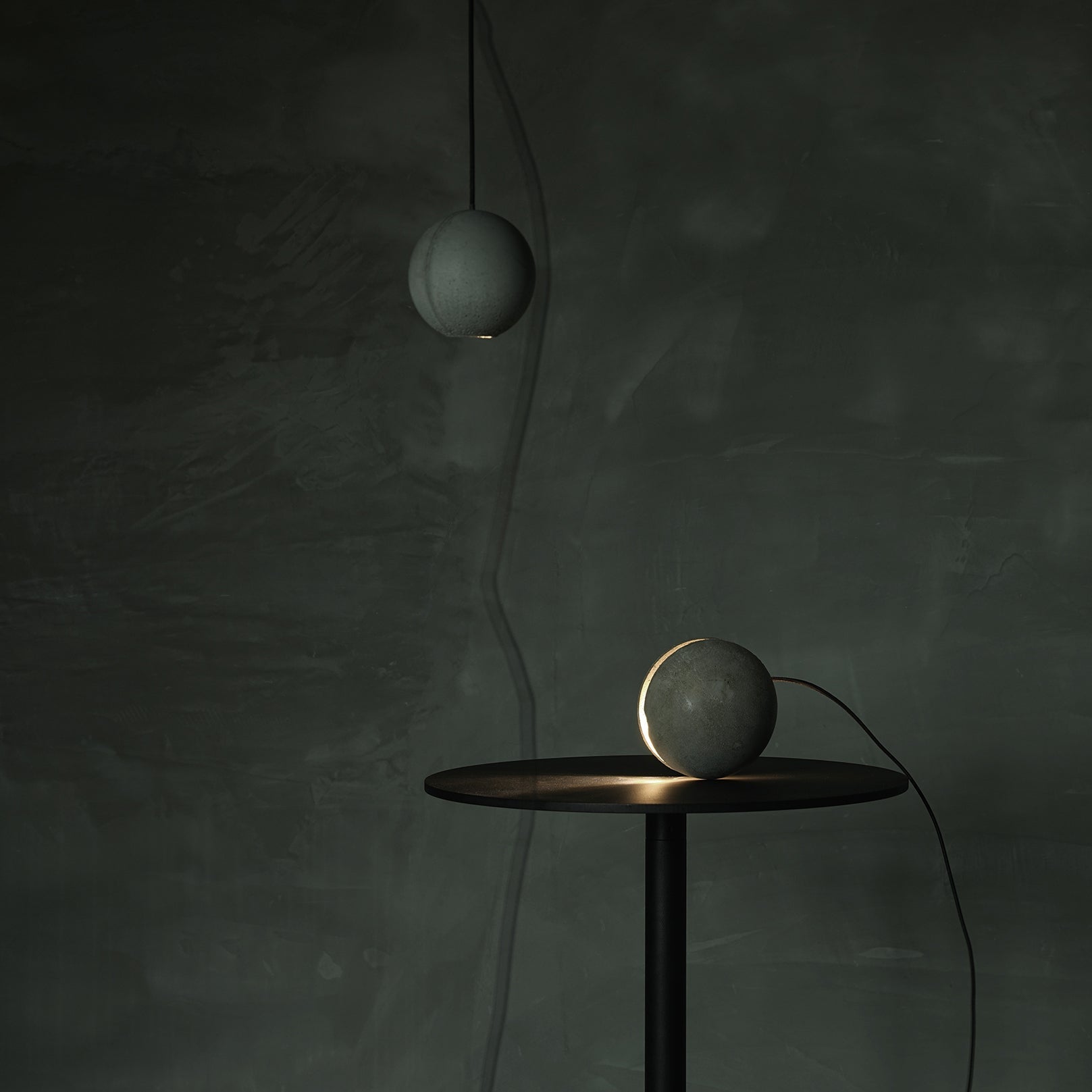 CELTIC HORIZON CONCRETE PENDANT LIGHT
