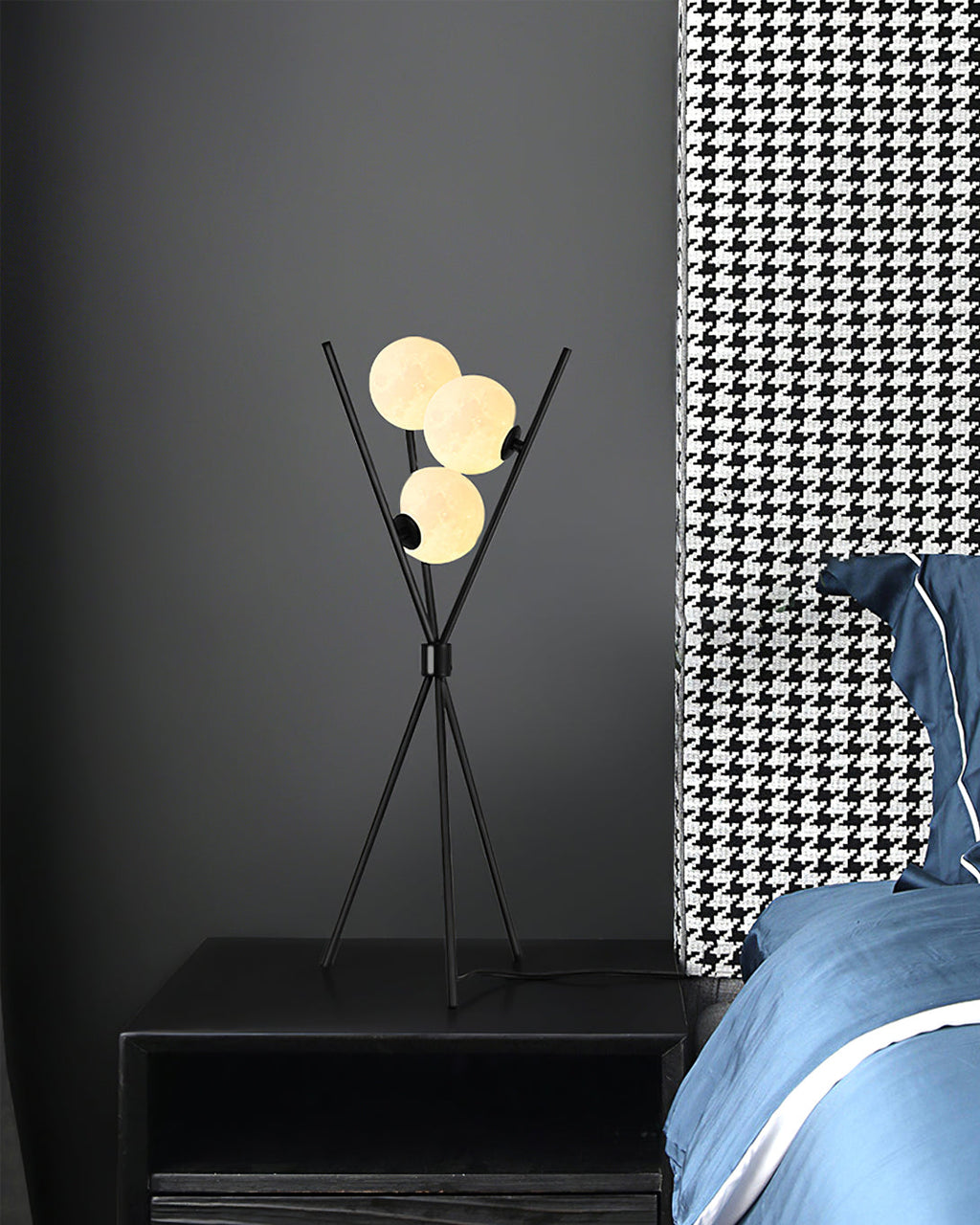 LUNAR GLOW ORB LAMP