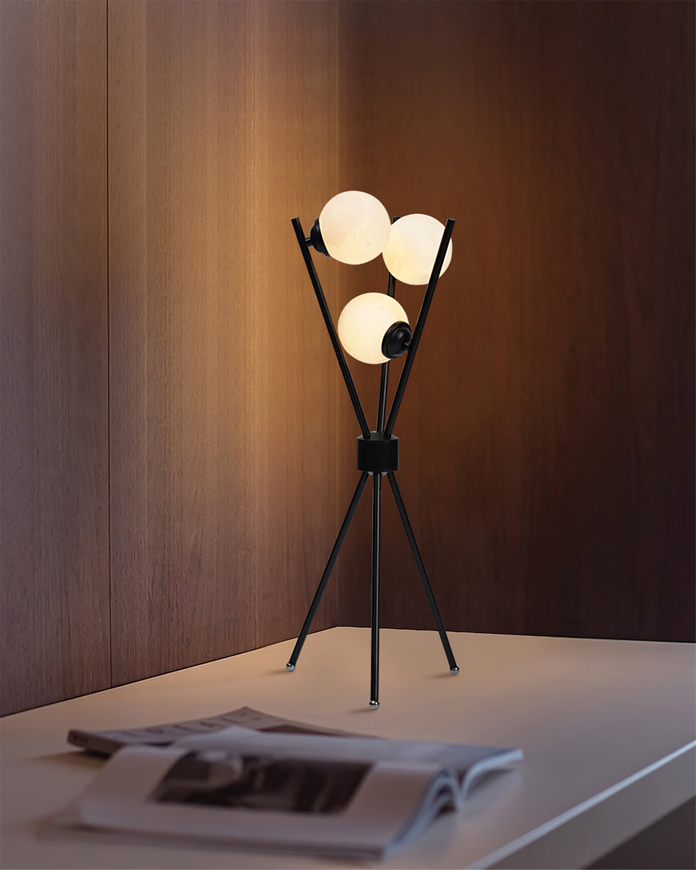 LUNAR GLOW ORB LAMP