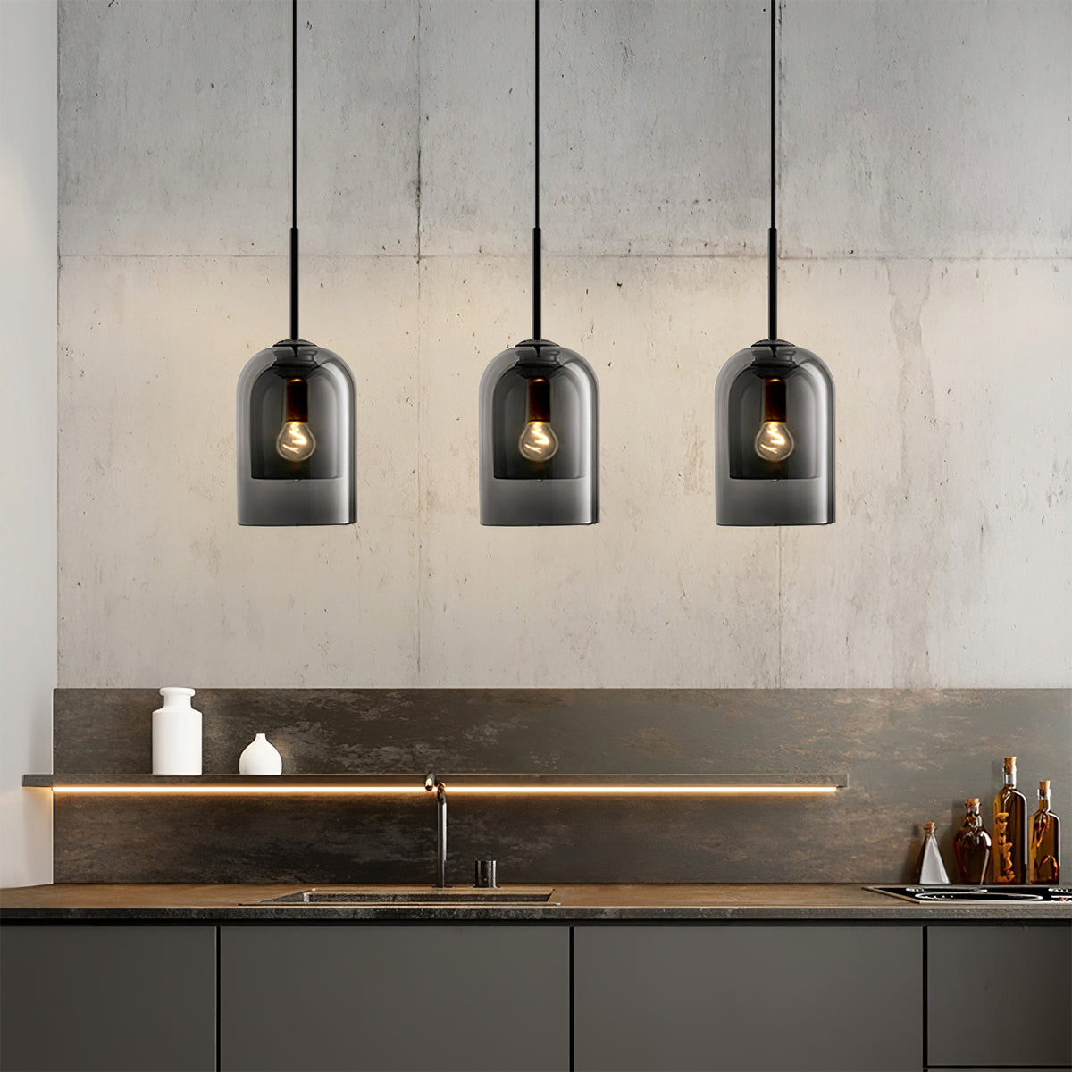 RAVENHALL ONYX HANGING LANTERN
