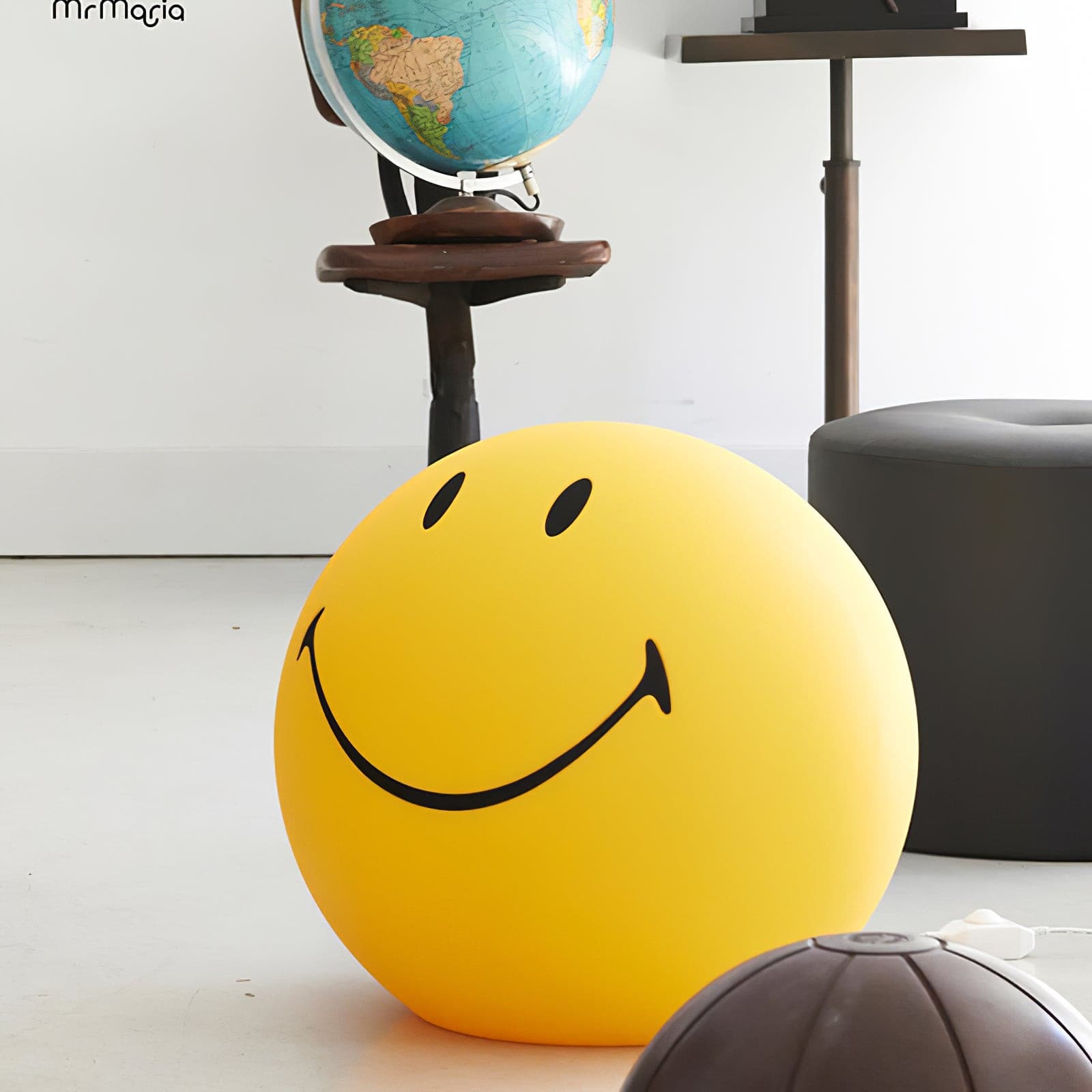 CHESTERFIELD GRINNING ILLUMINATION LAMP