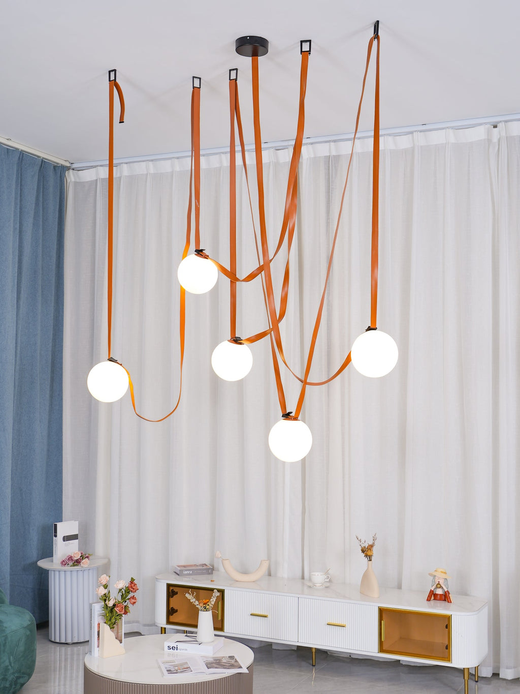 WINTHORPE VINTAGE METAL PENDANT LIGHT