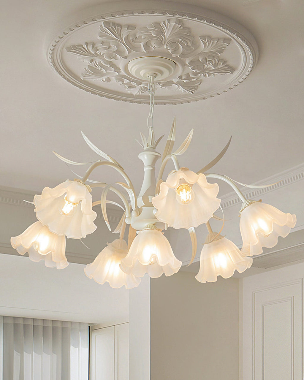 CHARLESTON IVORY CRYSTAL LUMINAIRE