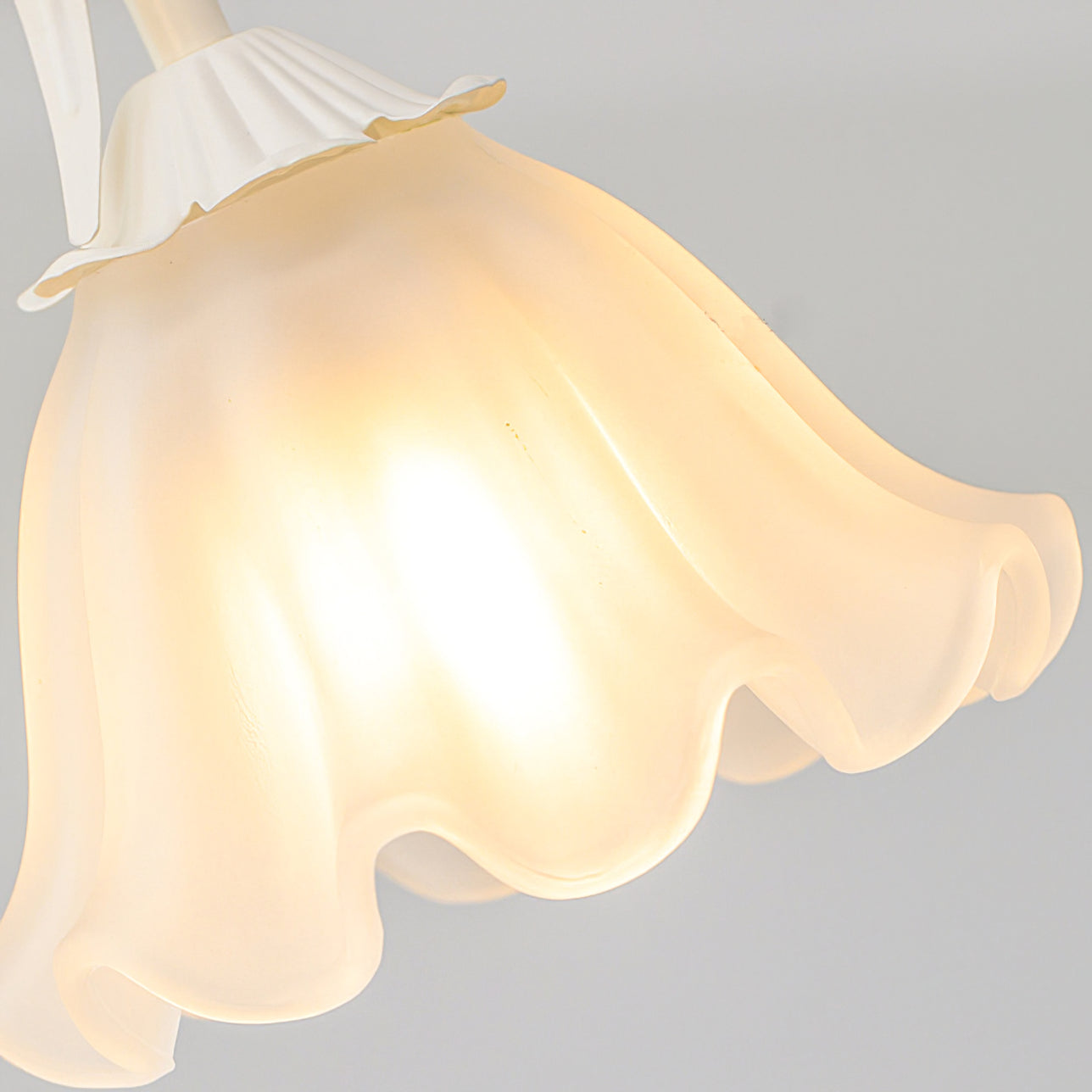 CHARLESTON IVORY CRYSTAL LUMINAIRE