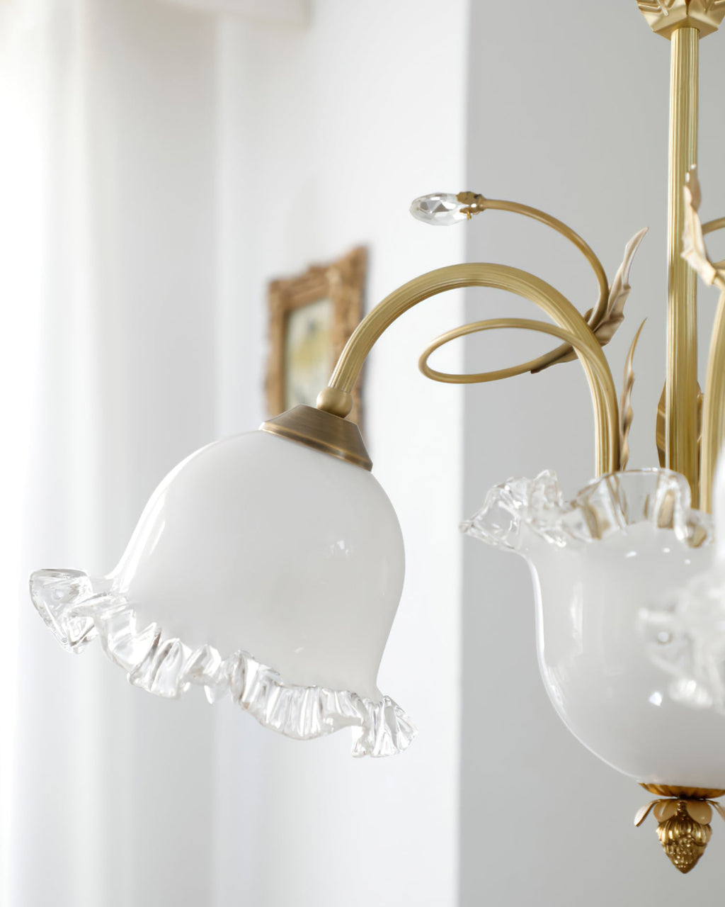 FLORENTINE PETAL LUMINAIRE